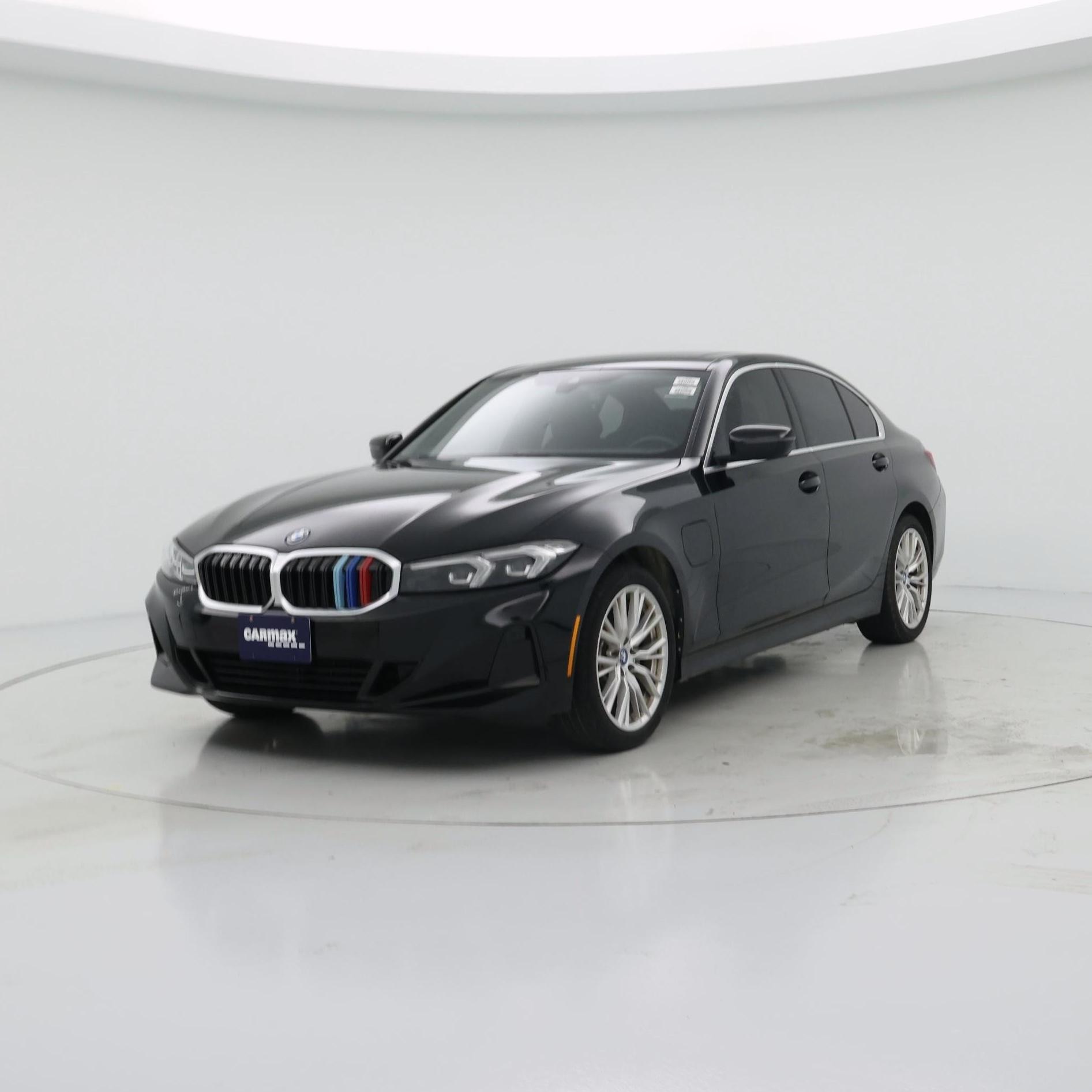 Thumbnail: 2024 BMW 3 Series - 4