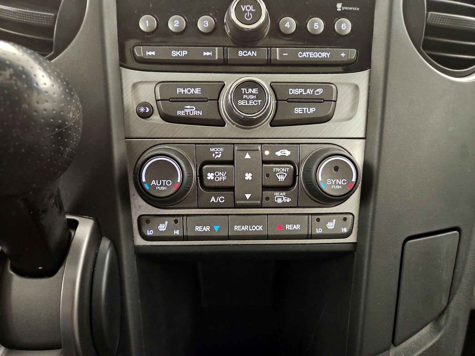 2015 Honda Pilot EX-L - Photo 15