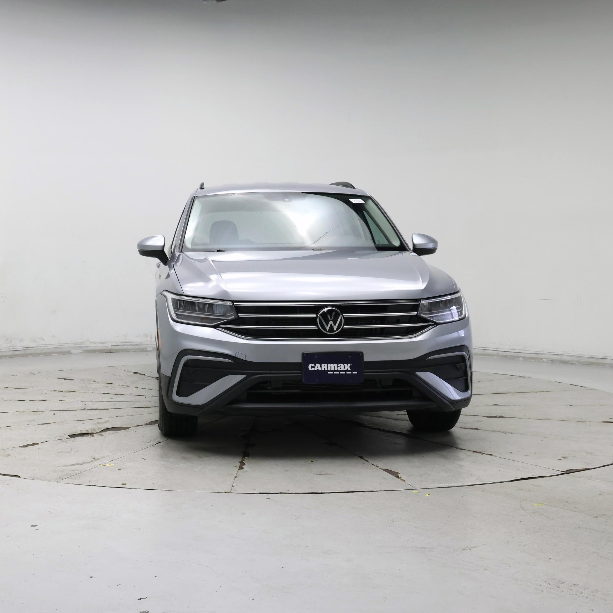 Thumbnail: 2023 Volkswagen Tiguan - 5