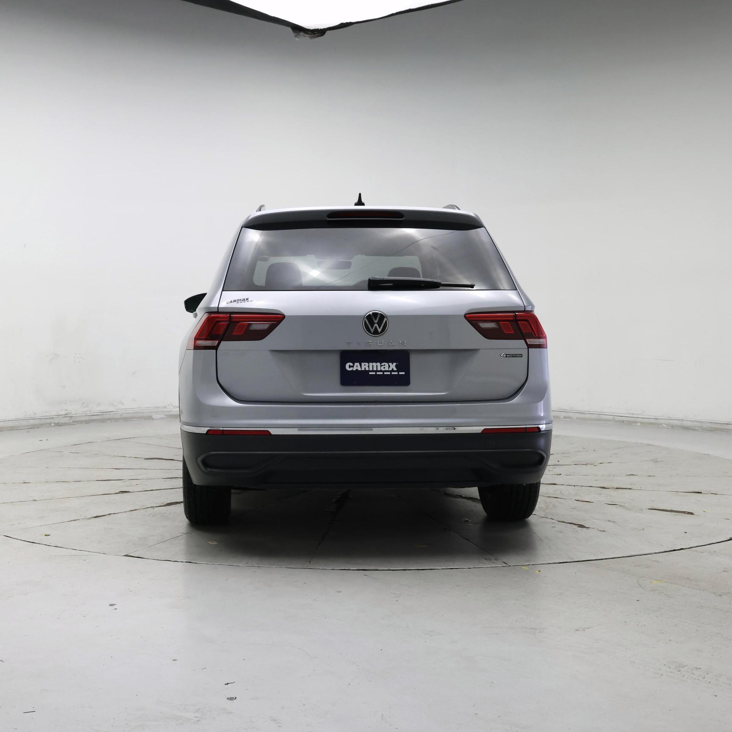 Thumbnail: 2023 Volkswagen Tiguan - 6