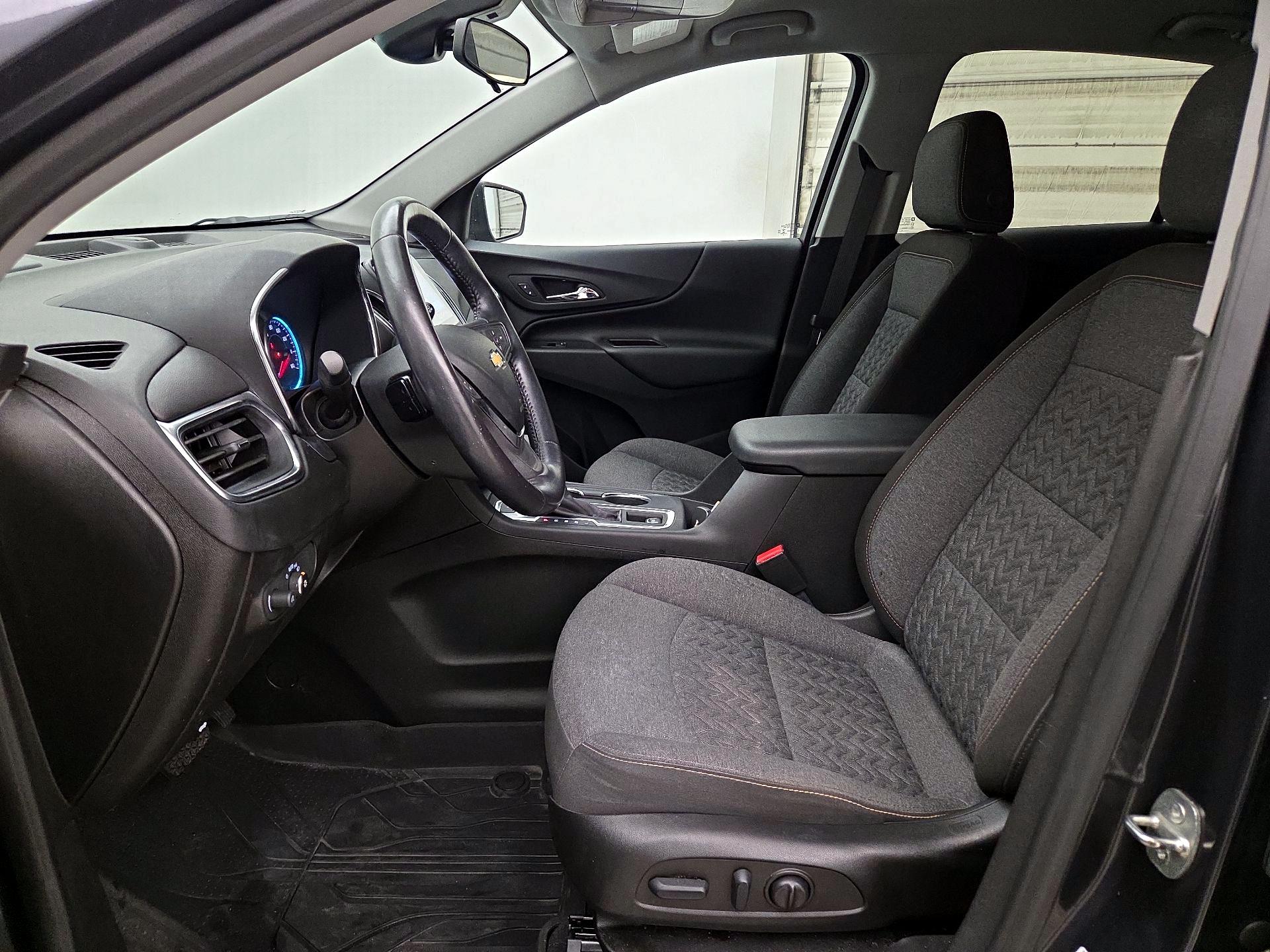 Thumbnail: 2022 Chevrolet Equinox - 11