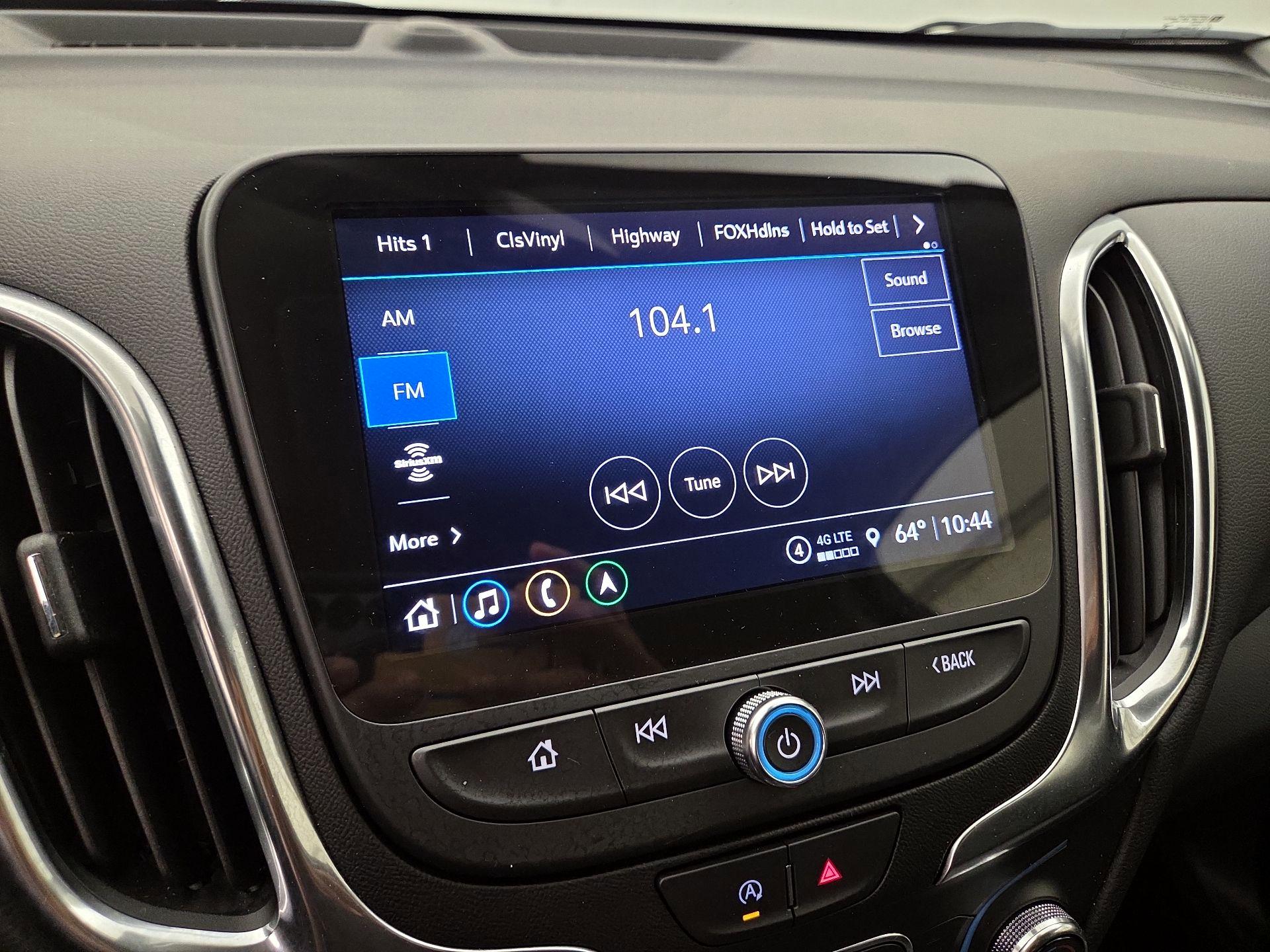 Thumbnail: 2022 Chevrolet Equinox - 16