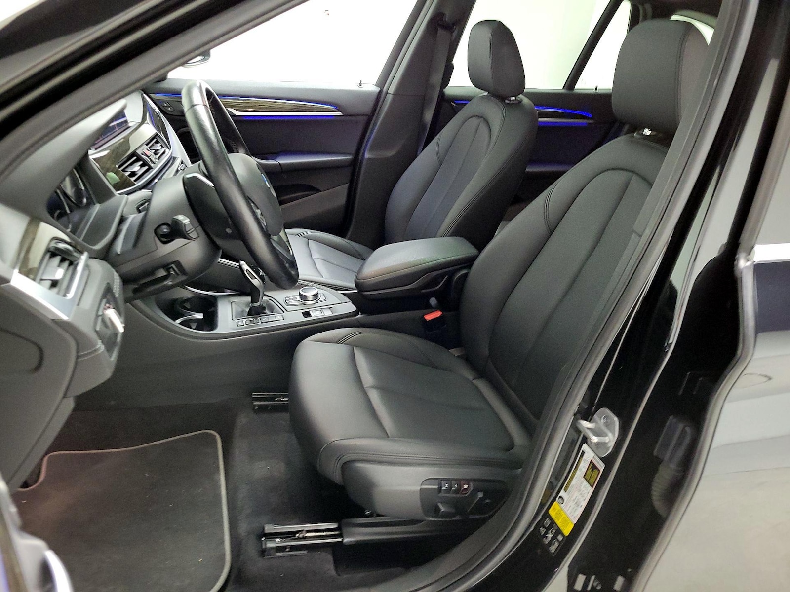 2021 BMW X1 28i - Photo 12