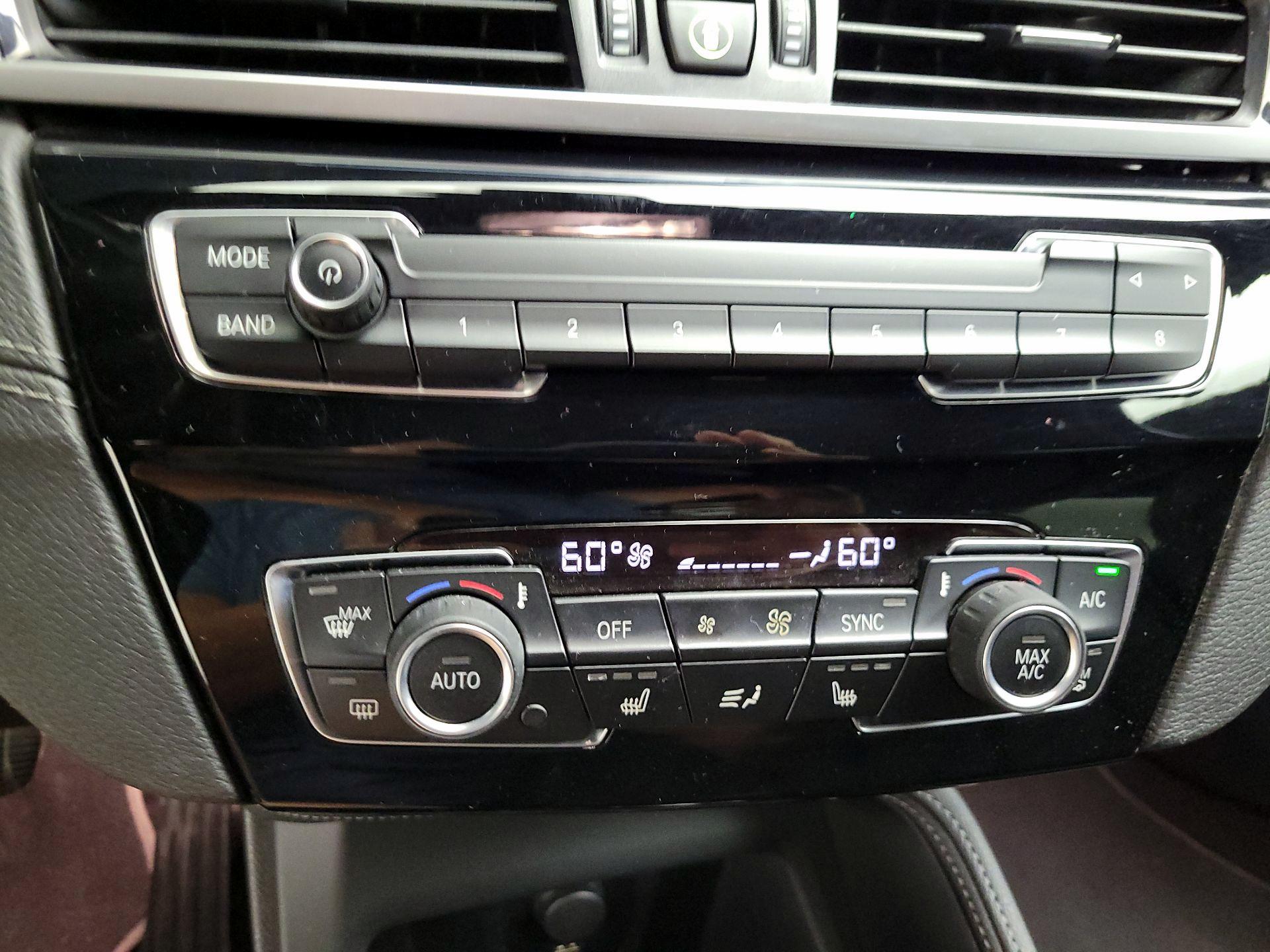 Thumbnail: 2021 BMW X1 - 17