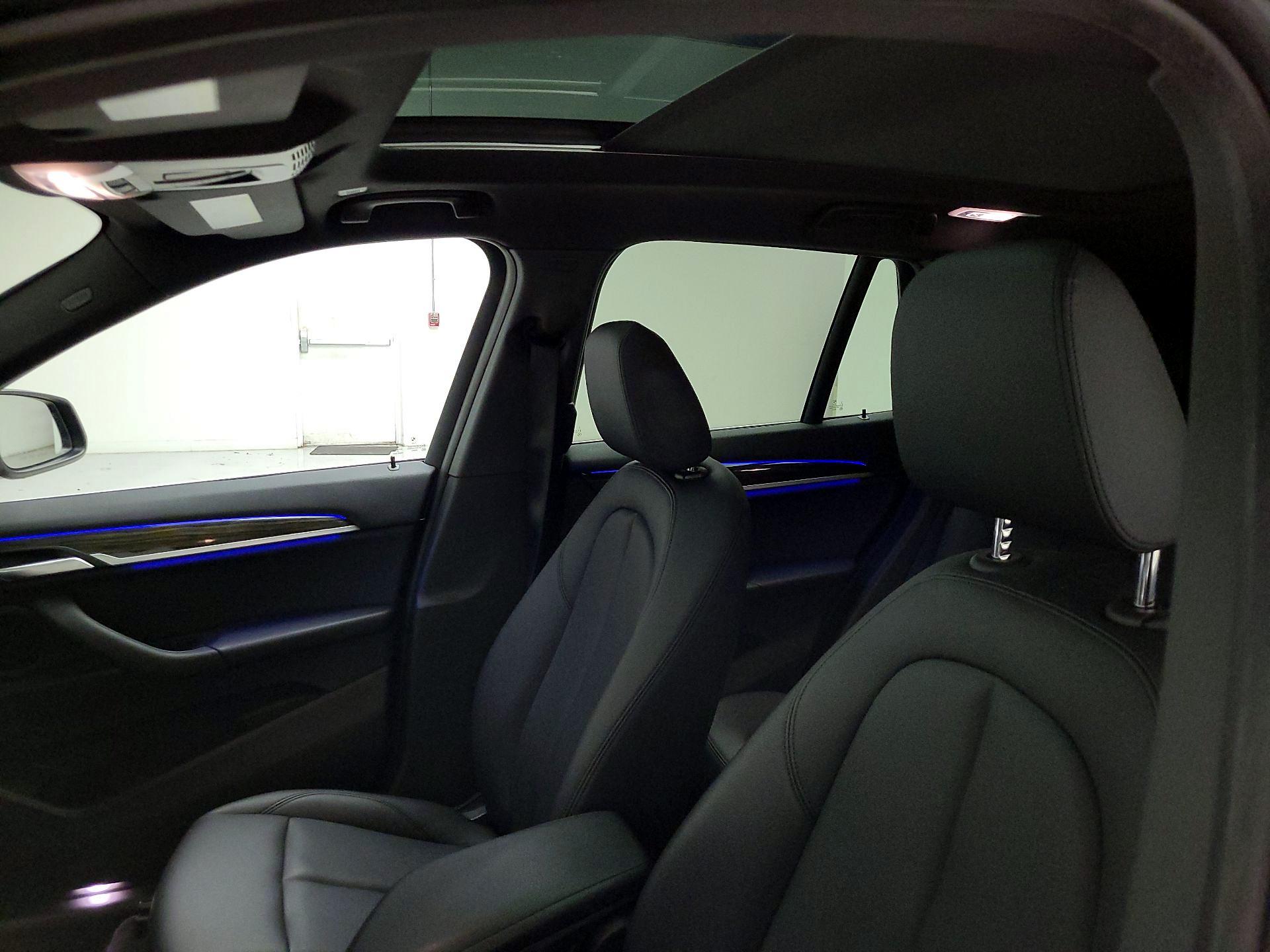 Thumbnail: 2021 BMW X1 - 20