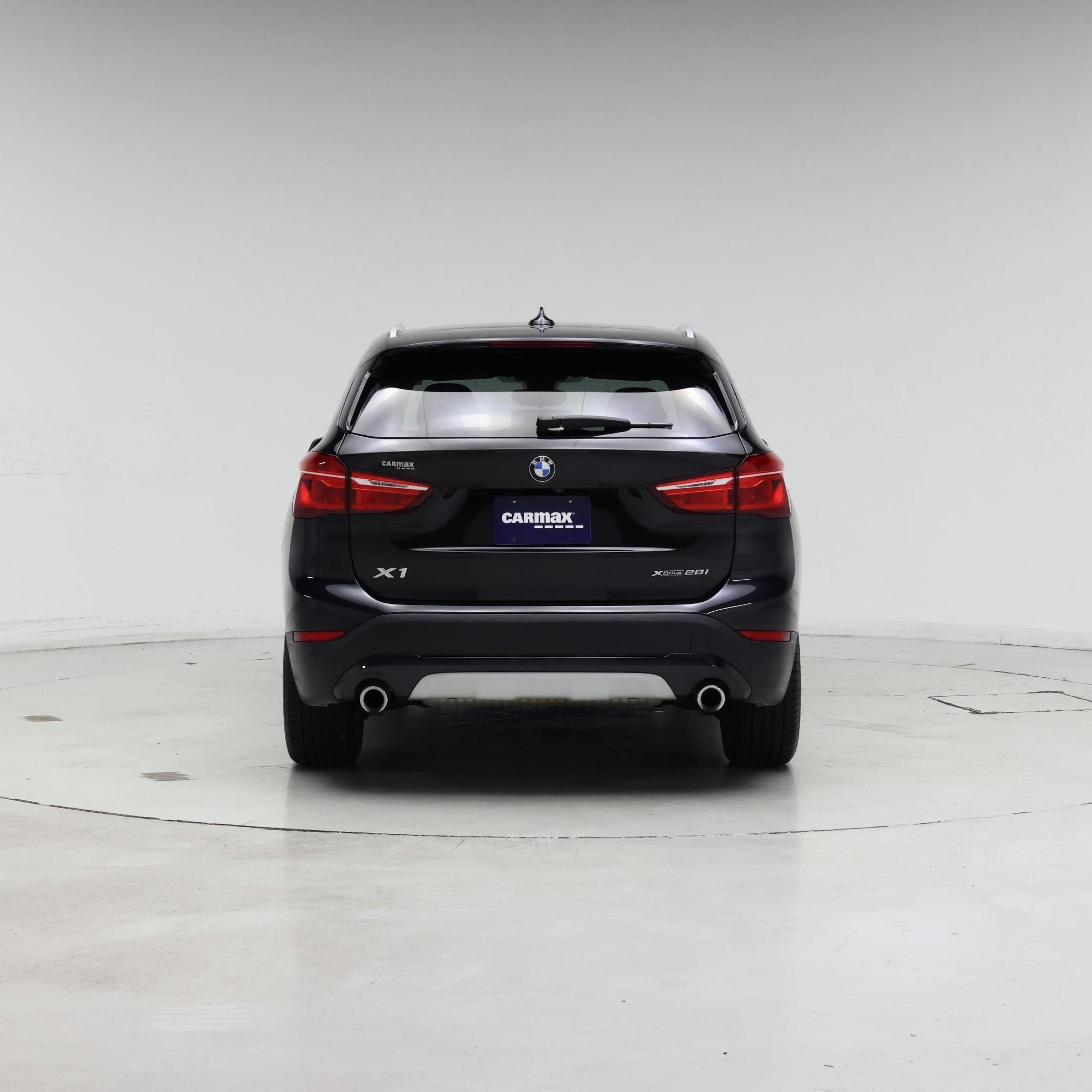Thumbnail: 2021 BMW X1 - 6