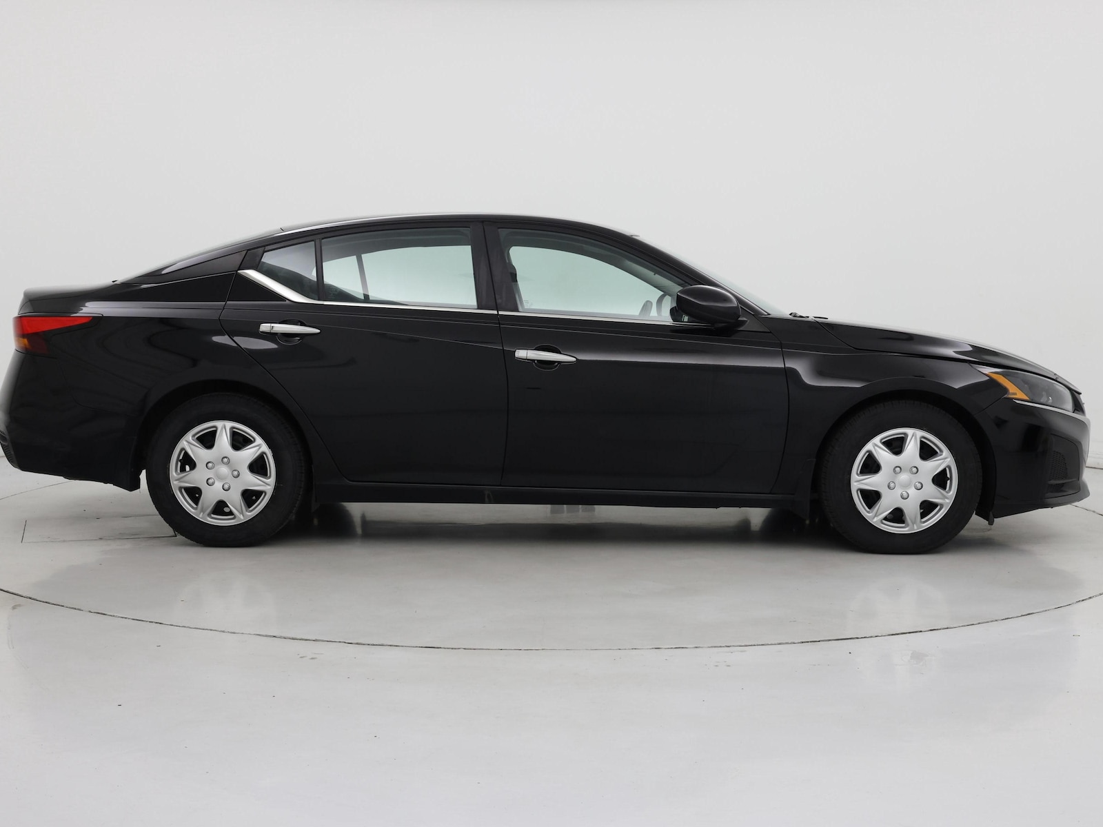 2023 Nissan Altima S - Photo 8