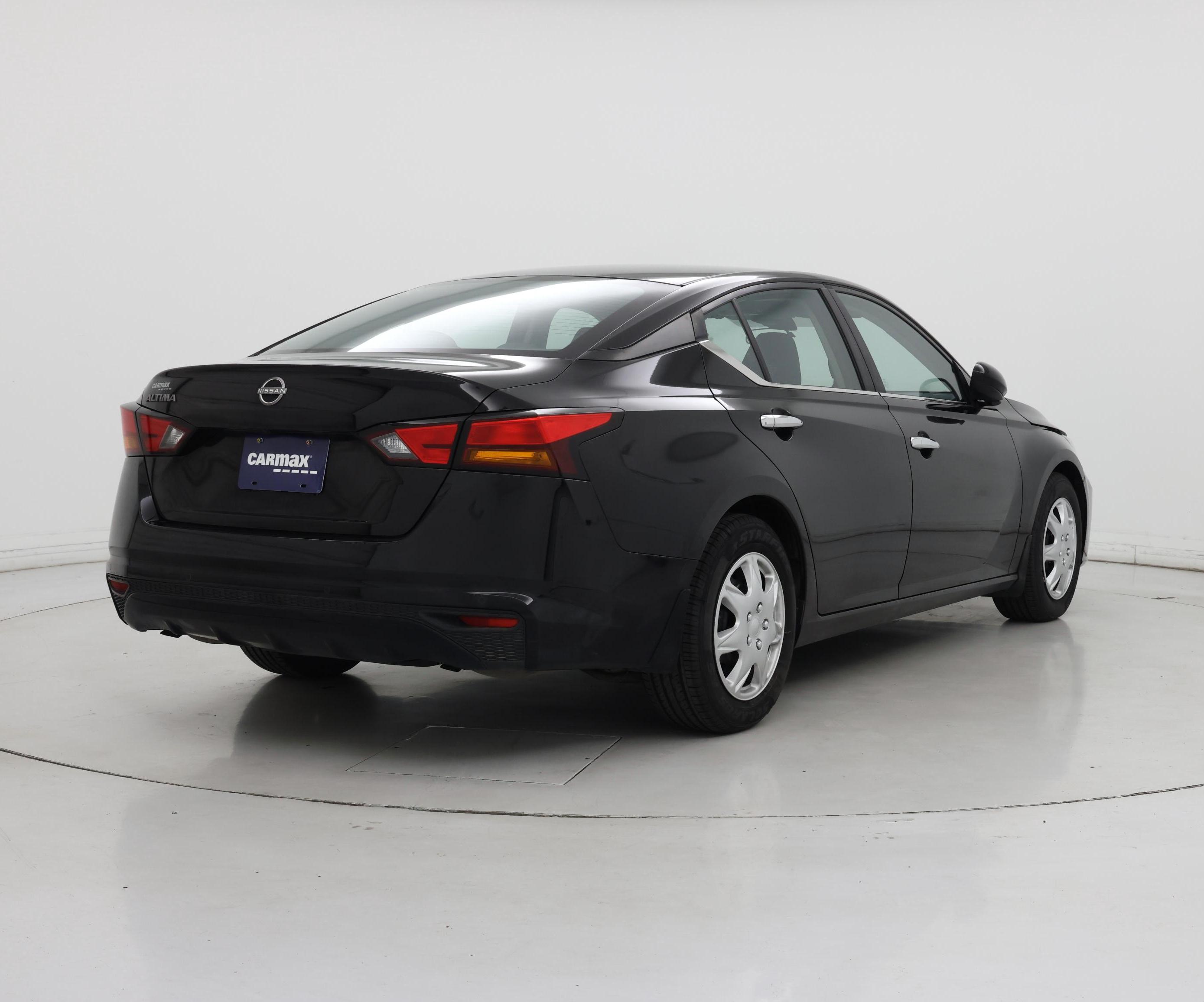 Thumbnail: 2023 Nissan Altima - 8