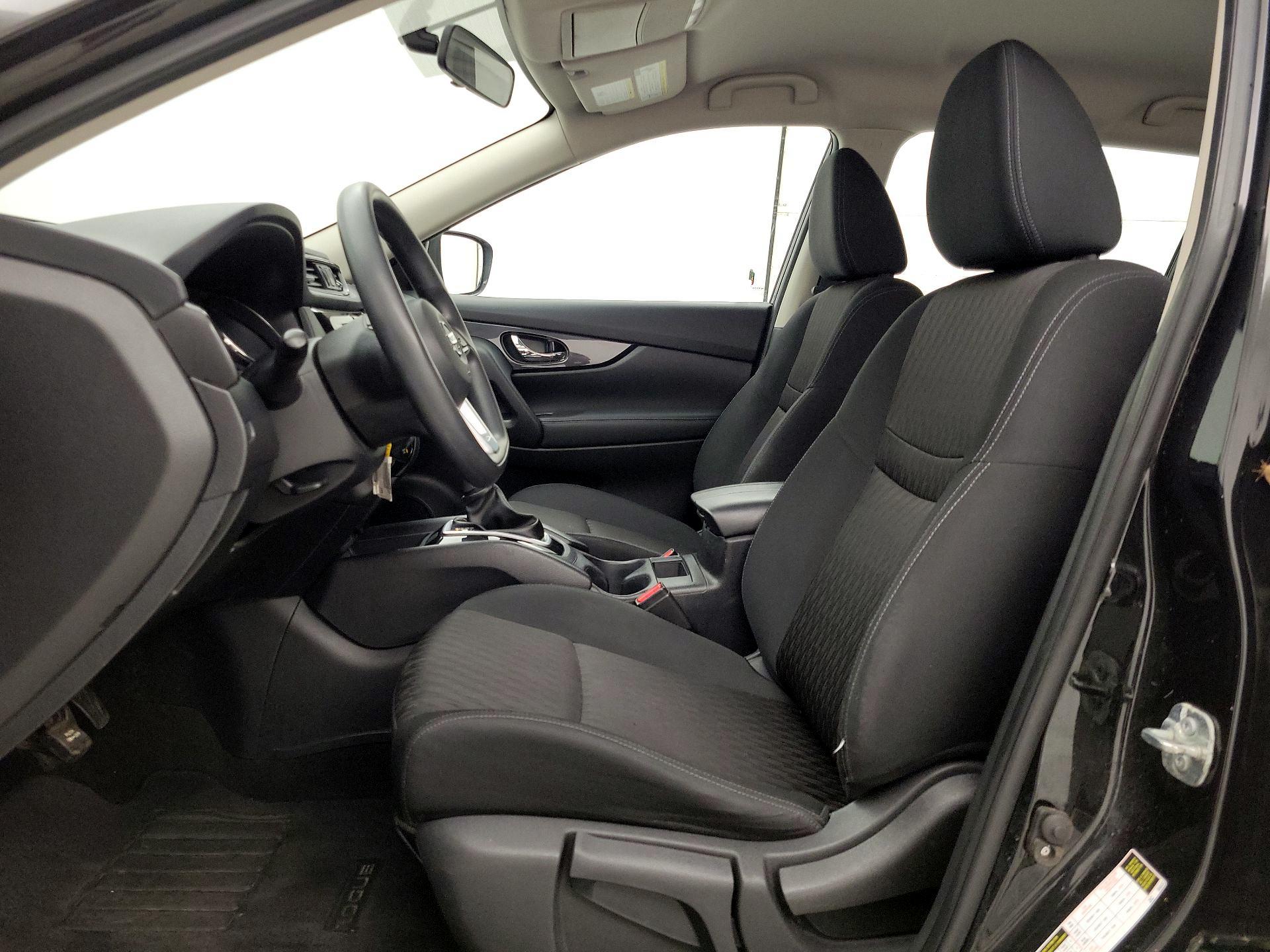 Thumbnail: 2018 Nissan Rogue - 11