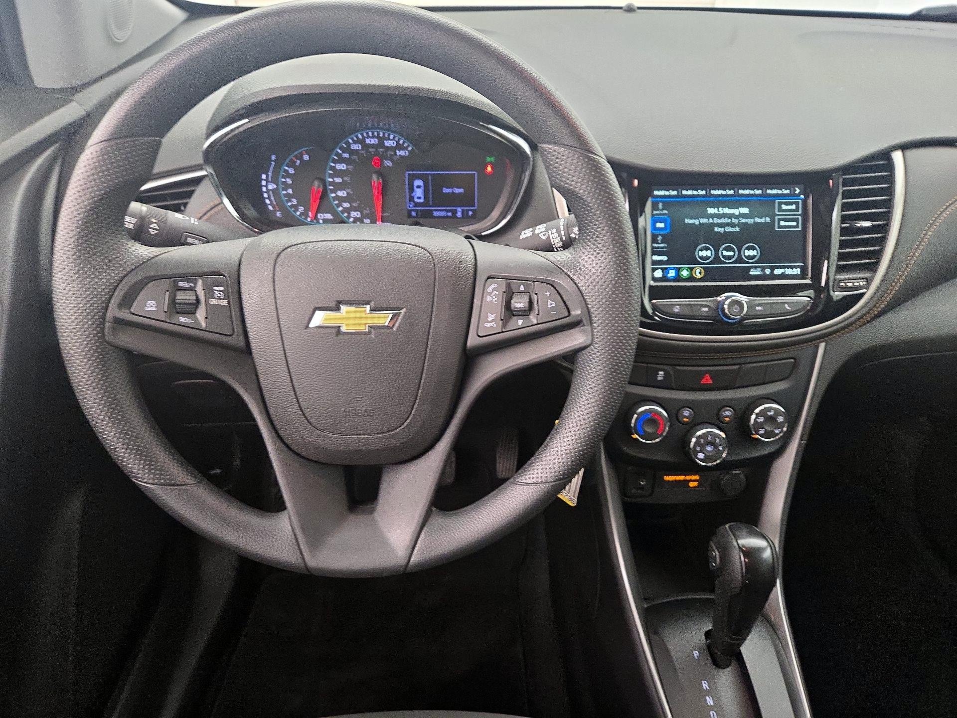 Thumbnail: 2019 Chevrolet Trax - 10