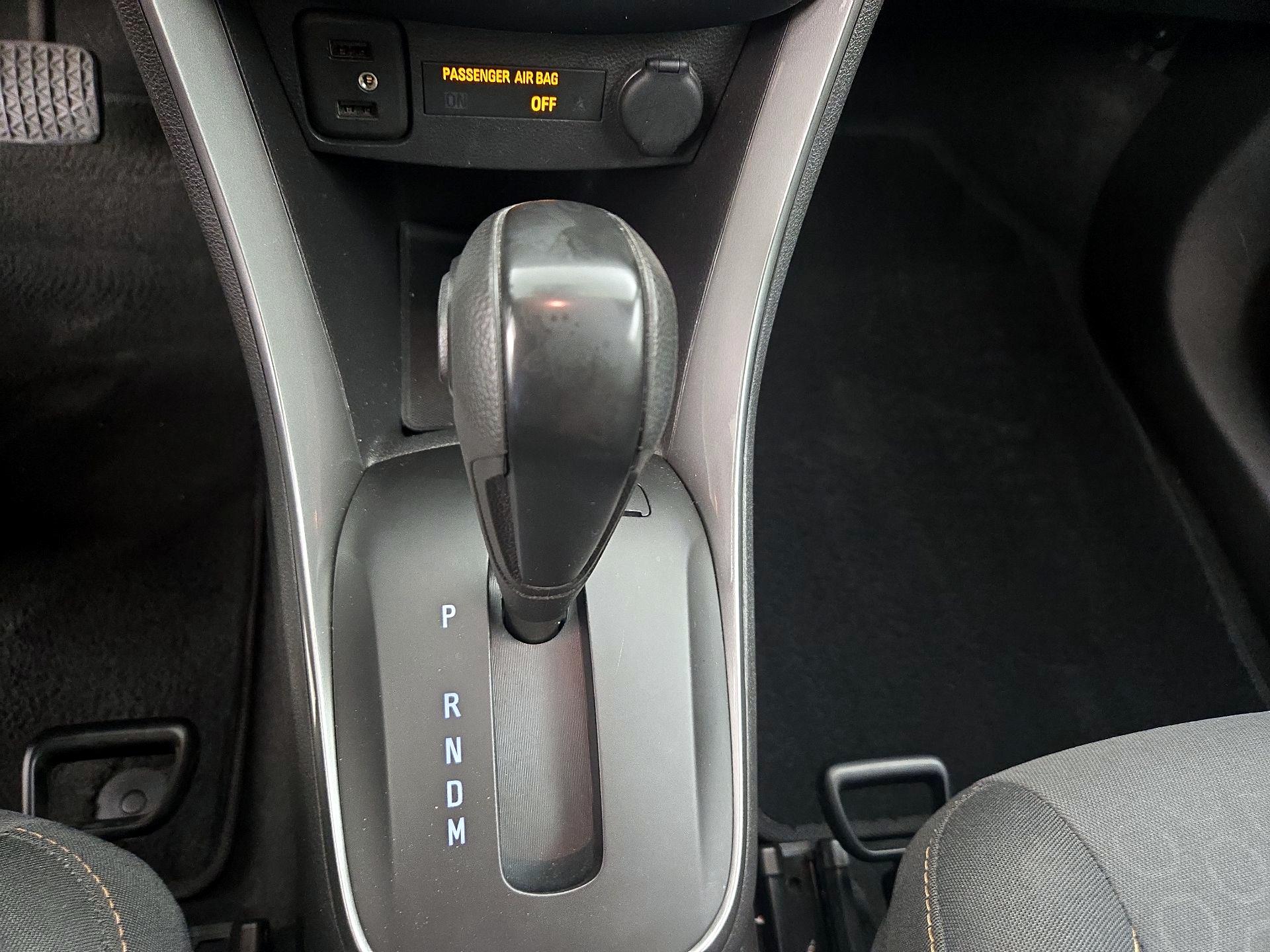 Thumbnail: 2019 Chevrolet Trax - 17