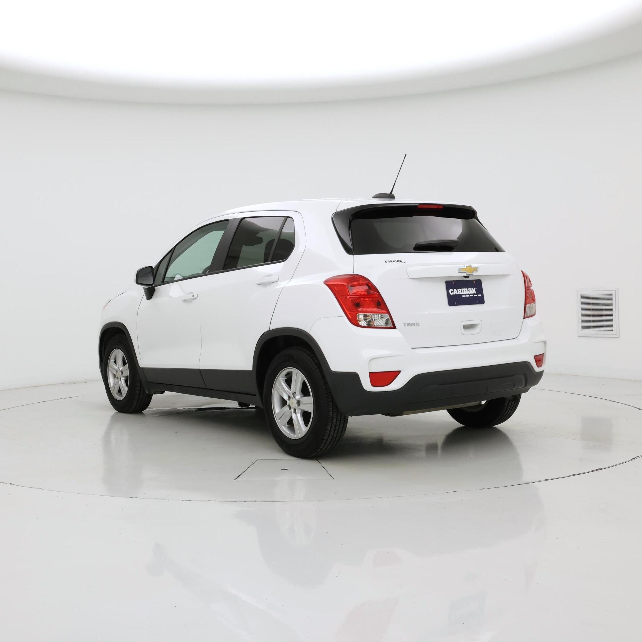 Thumbnail: 2019 Chevrolet Trax - 2