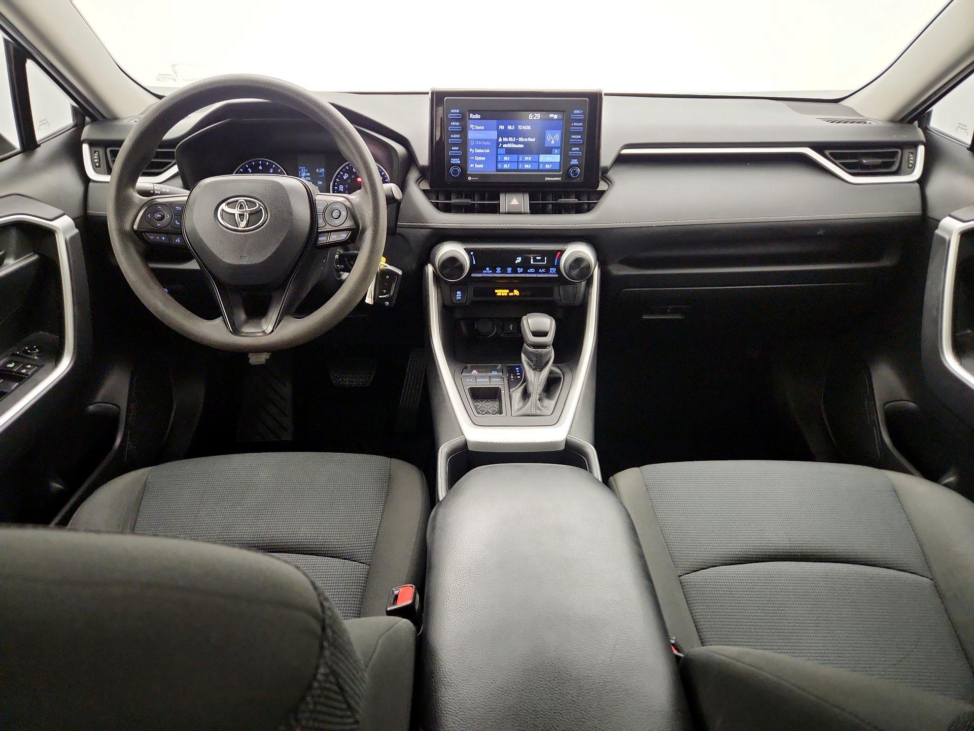 Thumbnail: 2022 Toyota RAV4 - 9