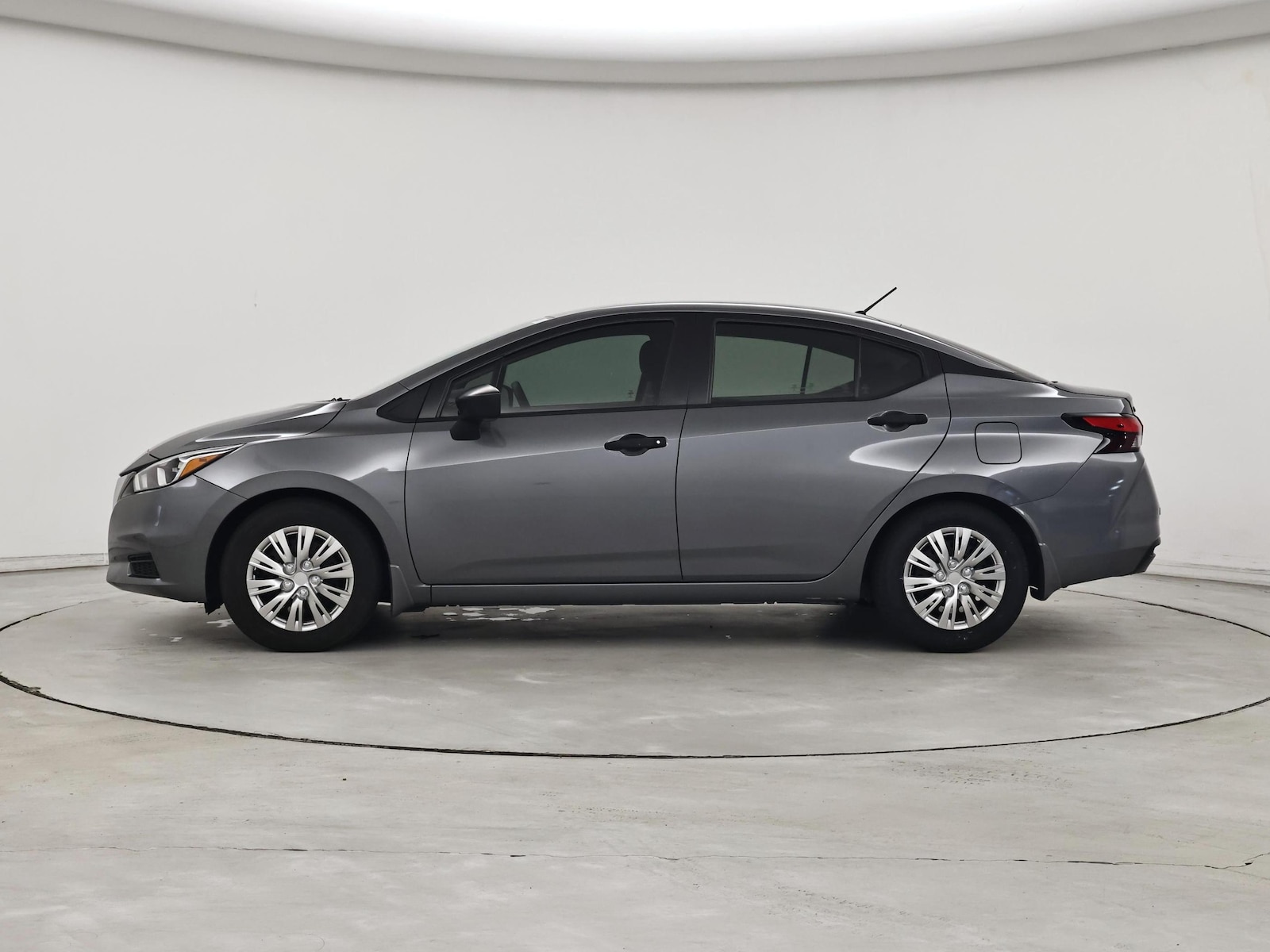 2021 Nissan Versa Sedan S - Photo 4