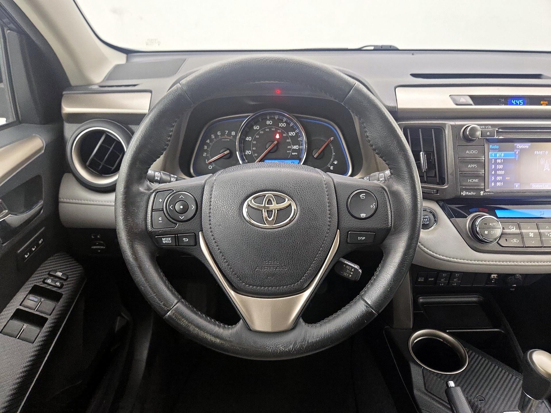 Thumbnail: 2014 Toyota RAV4 - 10