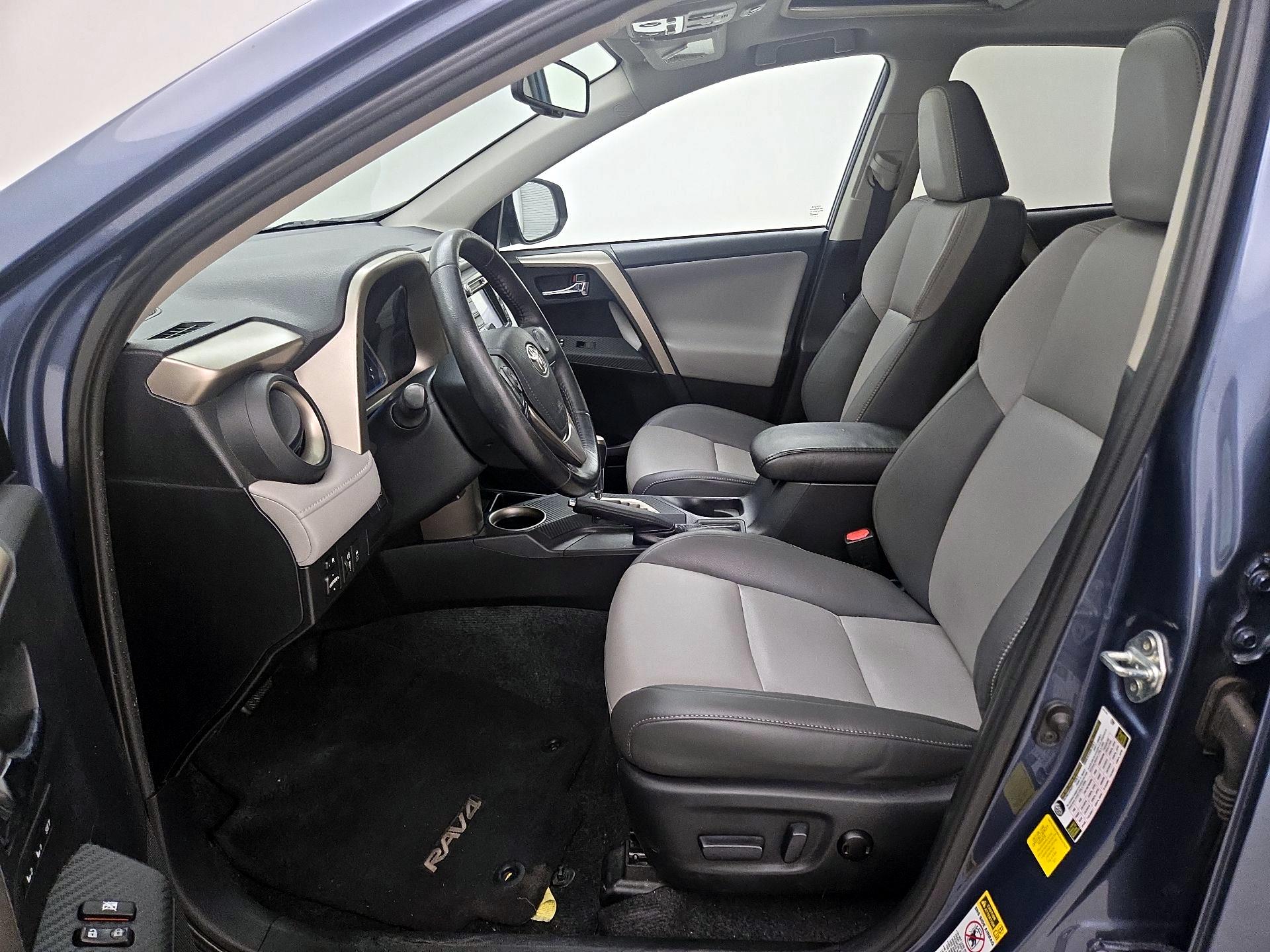 Thumbnail: 2014 Toyota RAV4 - 11