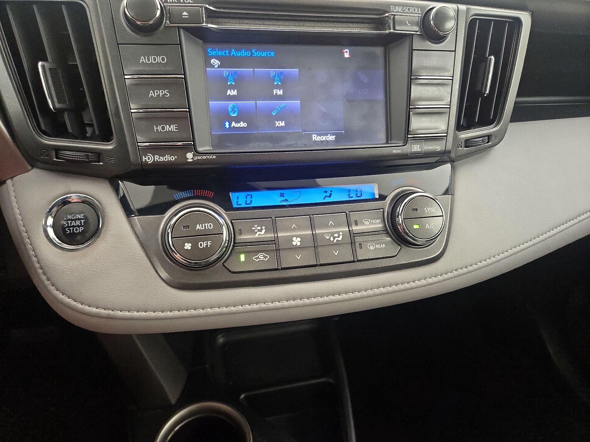 Thumbnail: 2014 Toyota RAV4 - 16