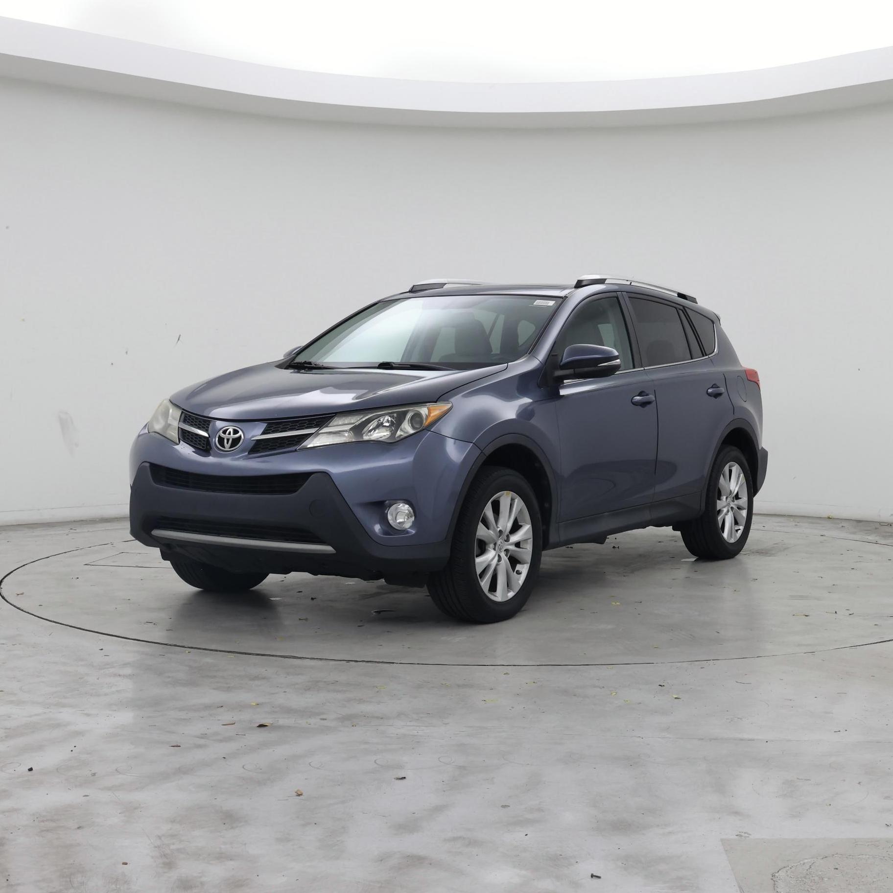 Thumbnail: 2014 Toyota RAV4 - 4
