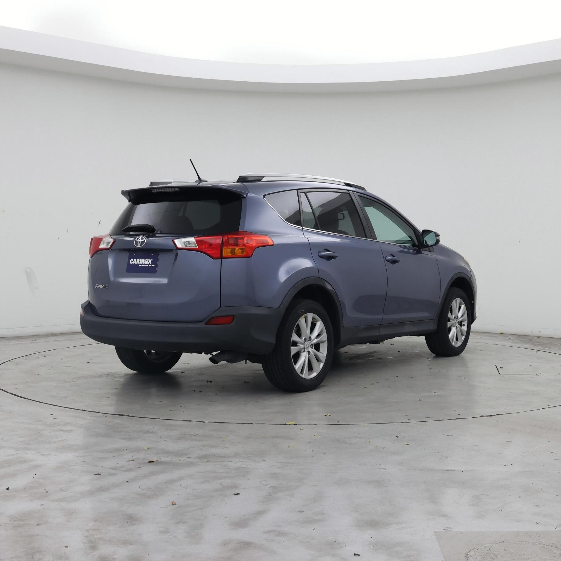 Thumbnail: 2014 Toyota RAV4 - 8