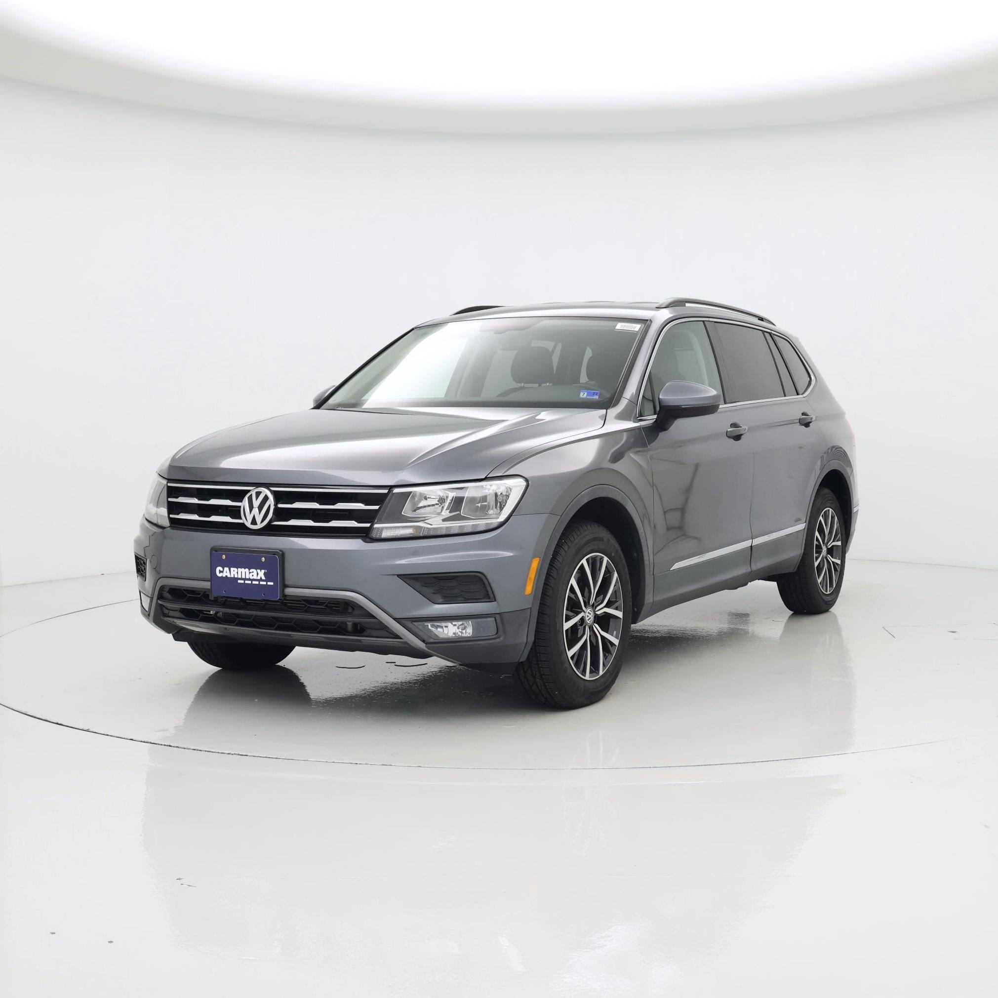 Thumbnail: 2018 Volkswagen Tiguan - 4