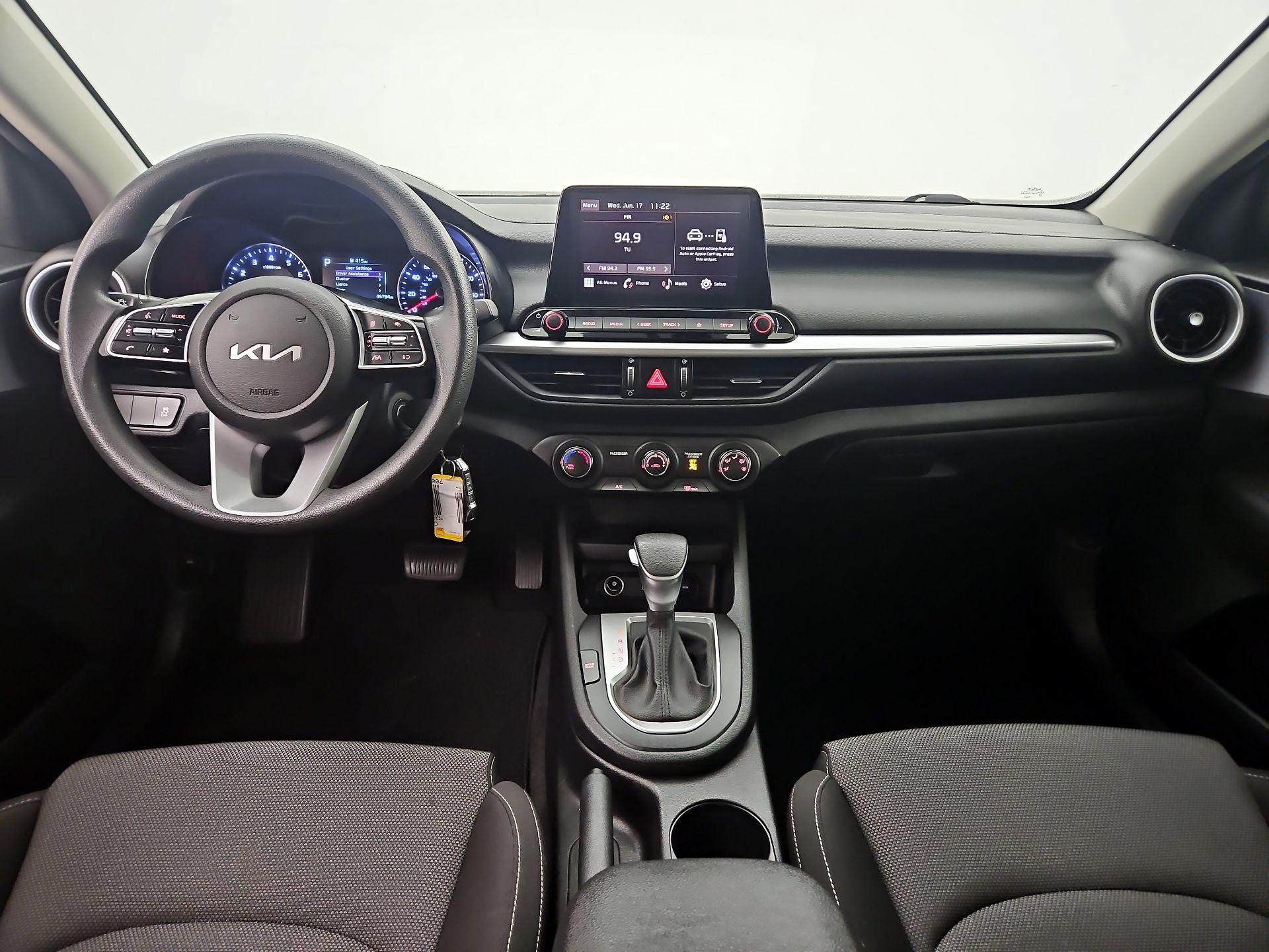 Thumbnail: 2023 Kia Forte - 9