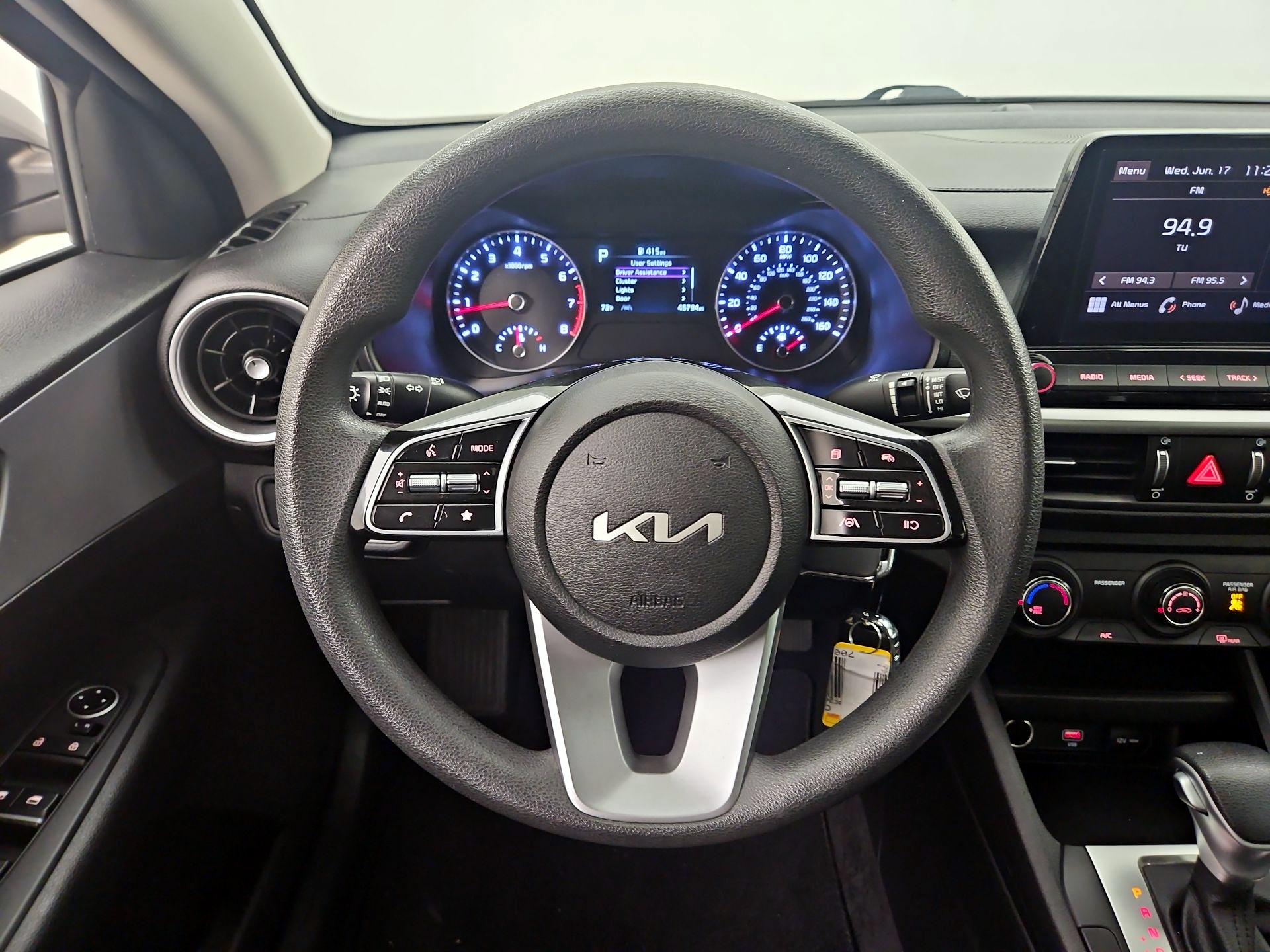 Thumbnail: 2023 Kia Forte - 10