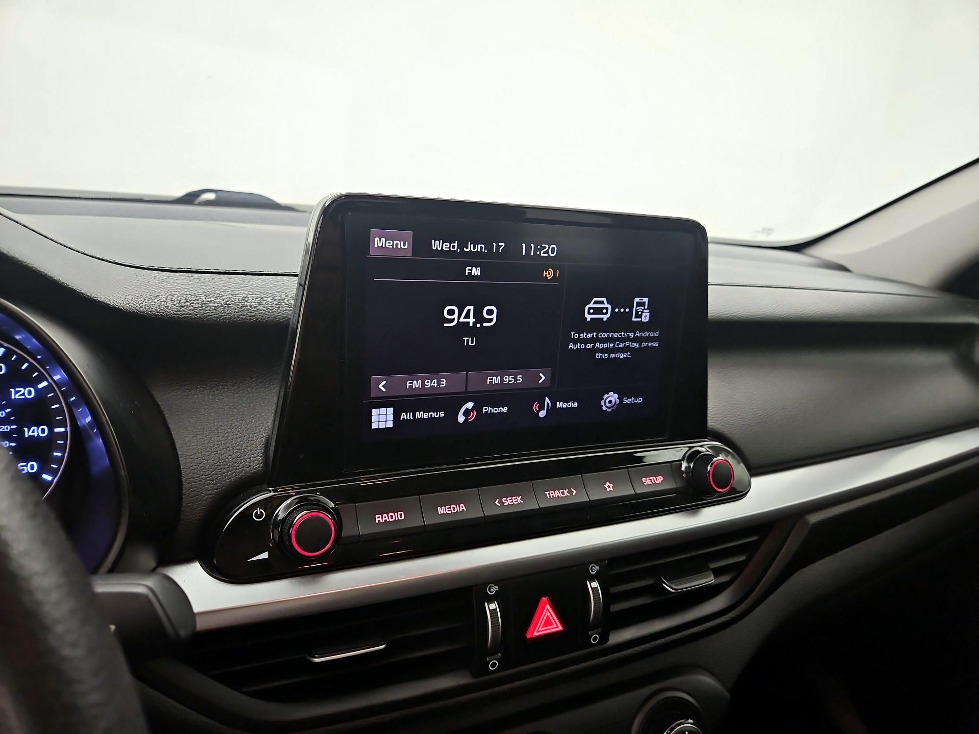 Thumbnail: 2023 Kia Forte - 15