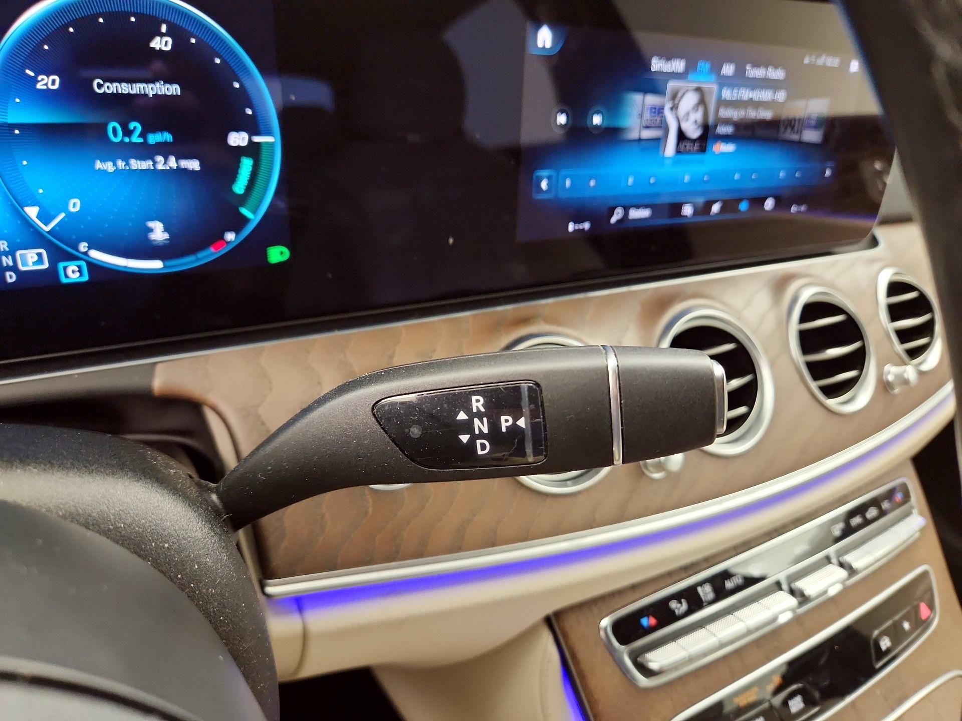 Thumbnail: 2022 Mercedes-Benz E-Class - 17