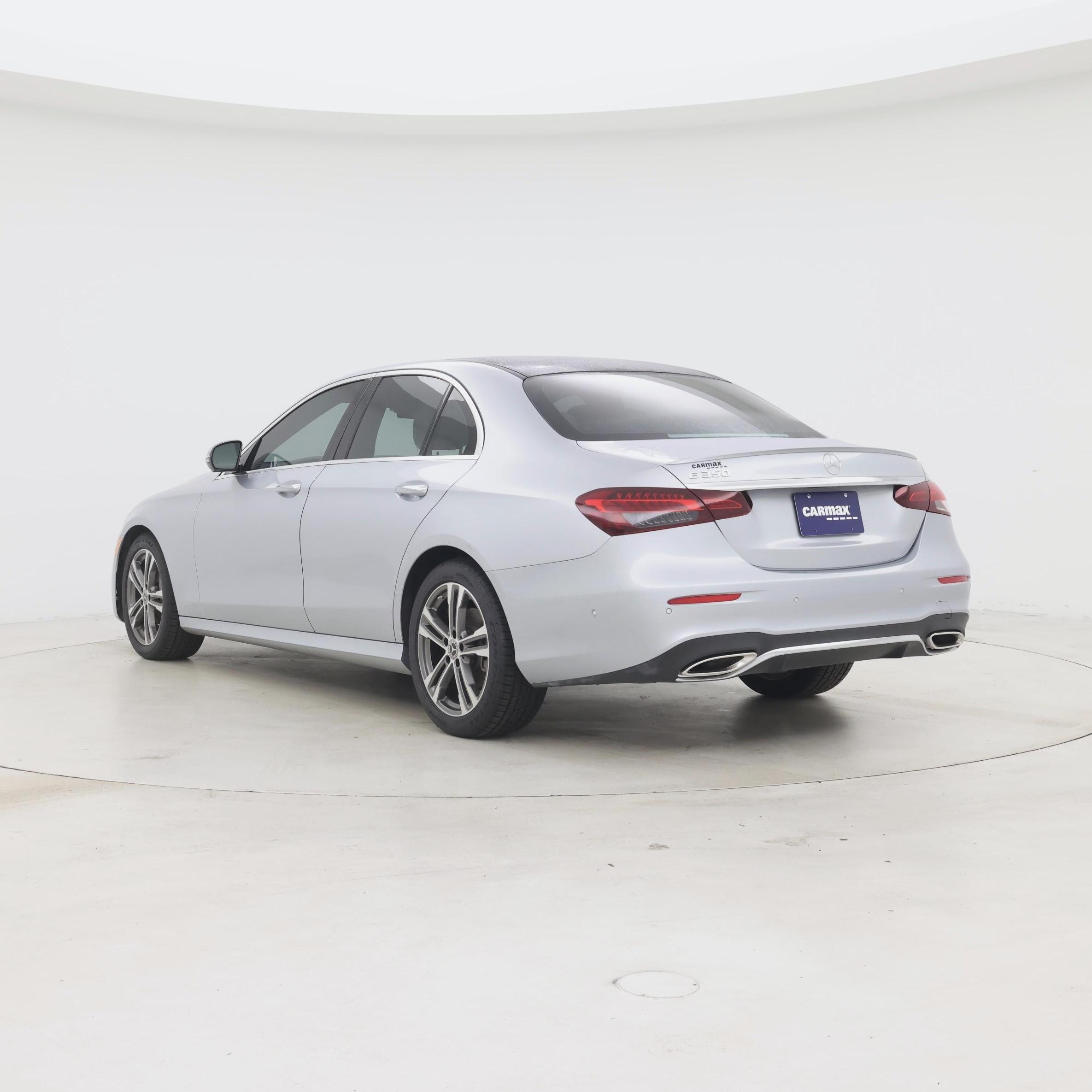 Thumbnail: 2022 Mercedes-Benz E-Class - 2