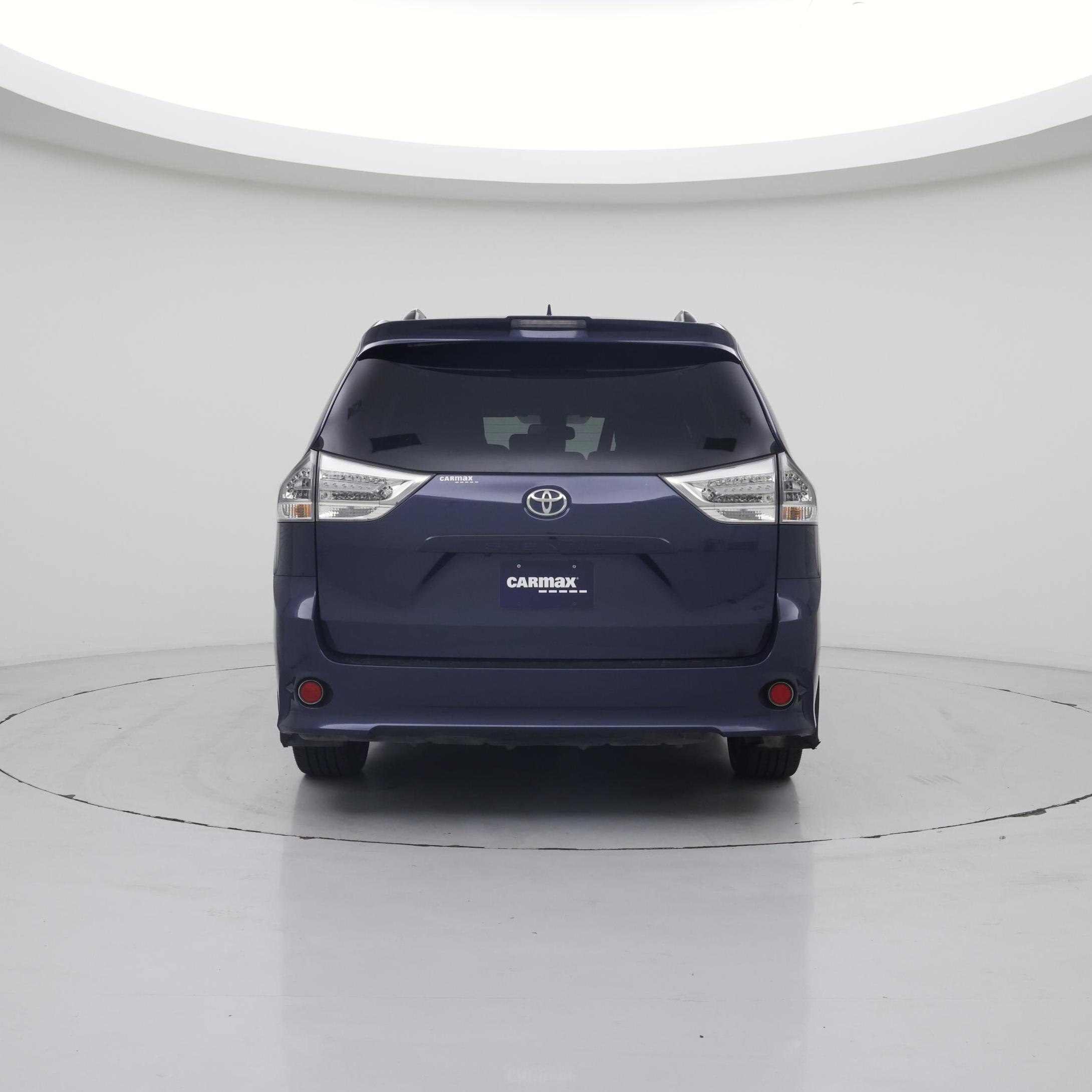 Thumbnail: 2020 Toyota Sienna - 6