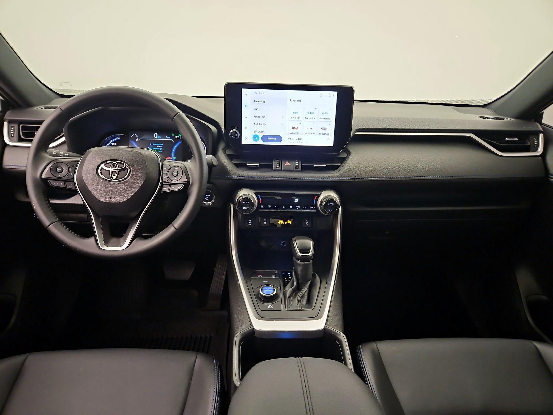 Thumbnail: 2025 Toyota RAV4 - 9