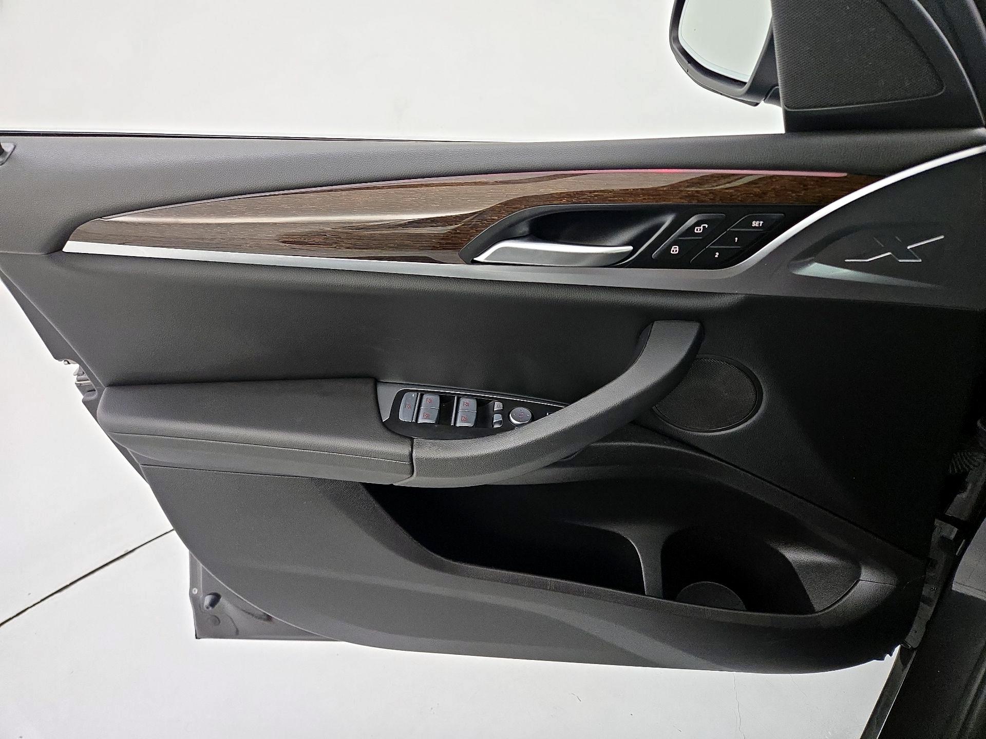 Thumbnail: 2022 BMW X3 - 12