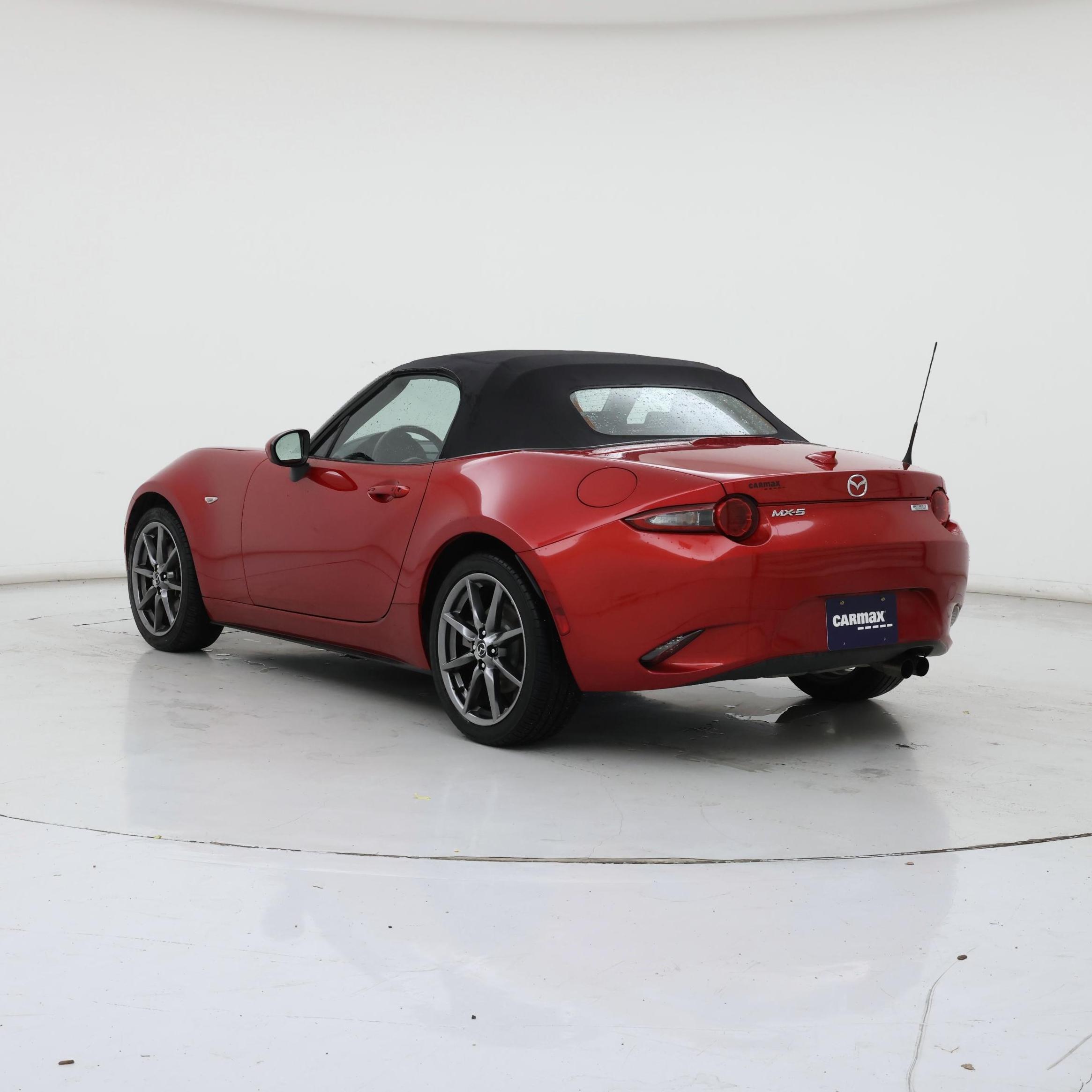 Thumbnail: 2016 Mazda MX-5 Miata - 2