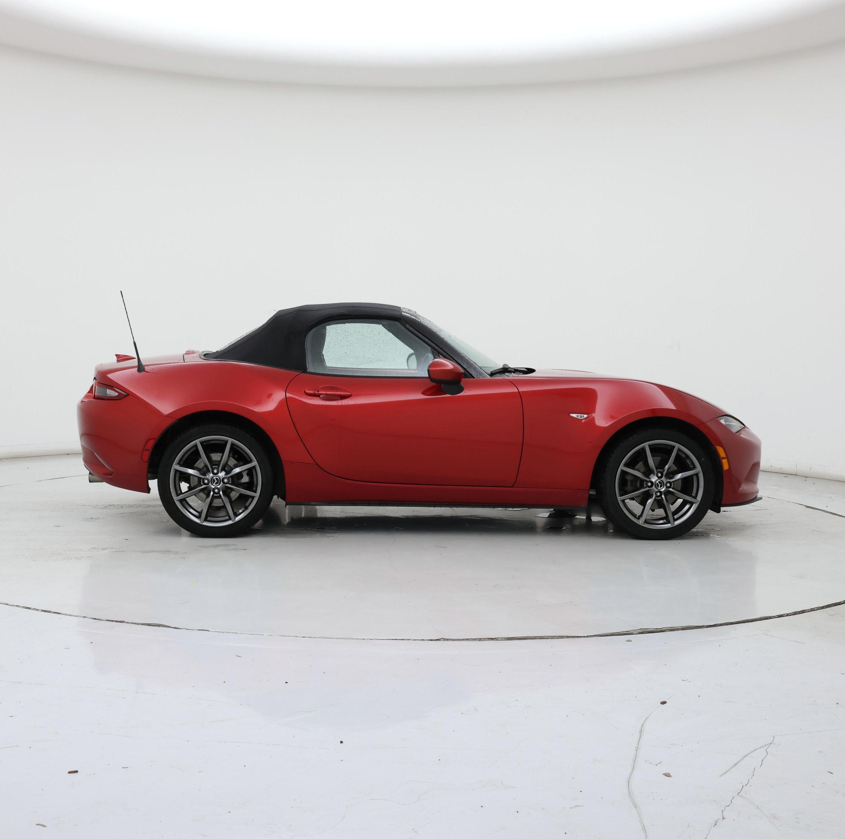 Thumbnail: 2016 Mazda MX-5 Miata - 7