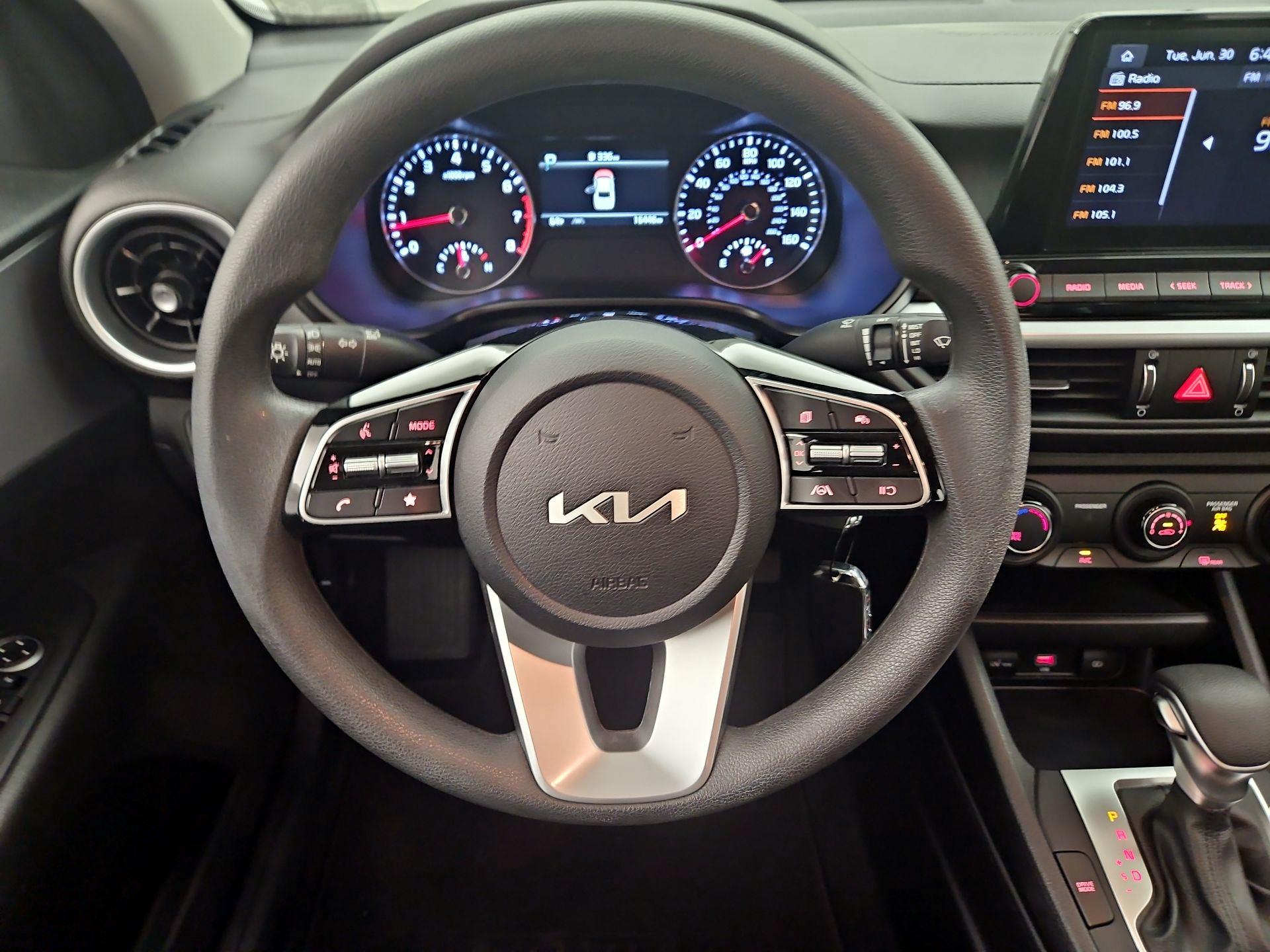 Thumbnail: 2024 Kia Forte - 10