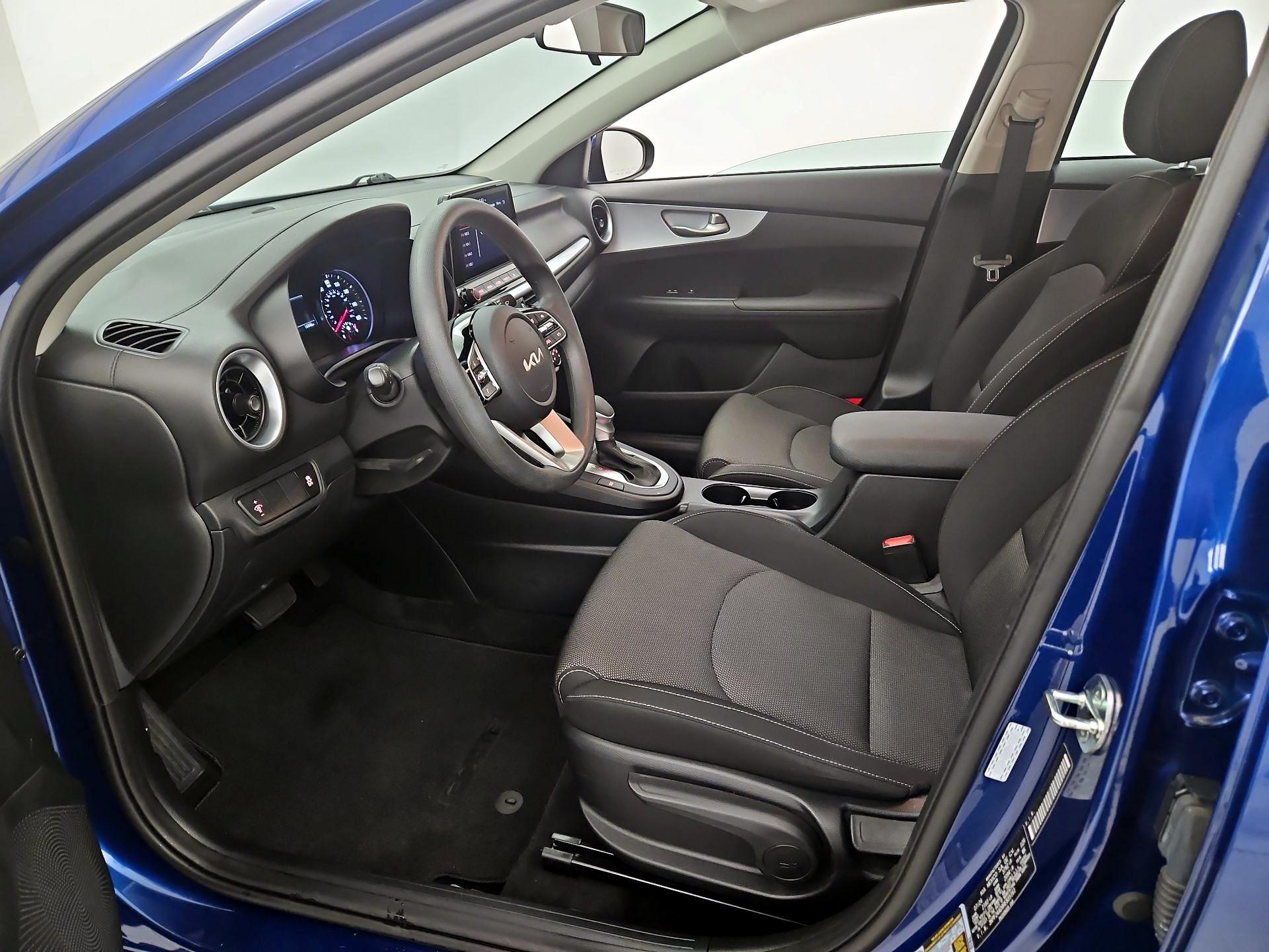 Thumbnail: 2024 Kia Forte - 11