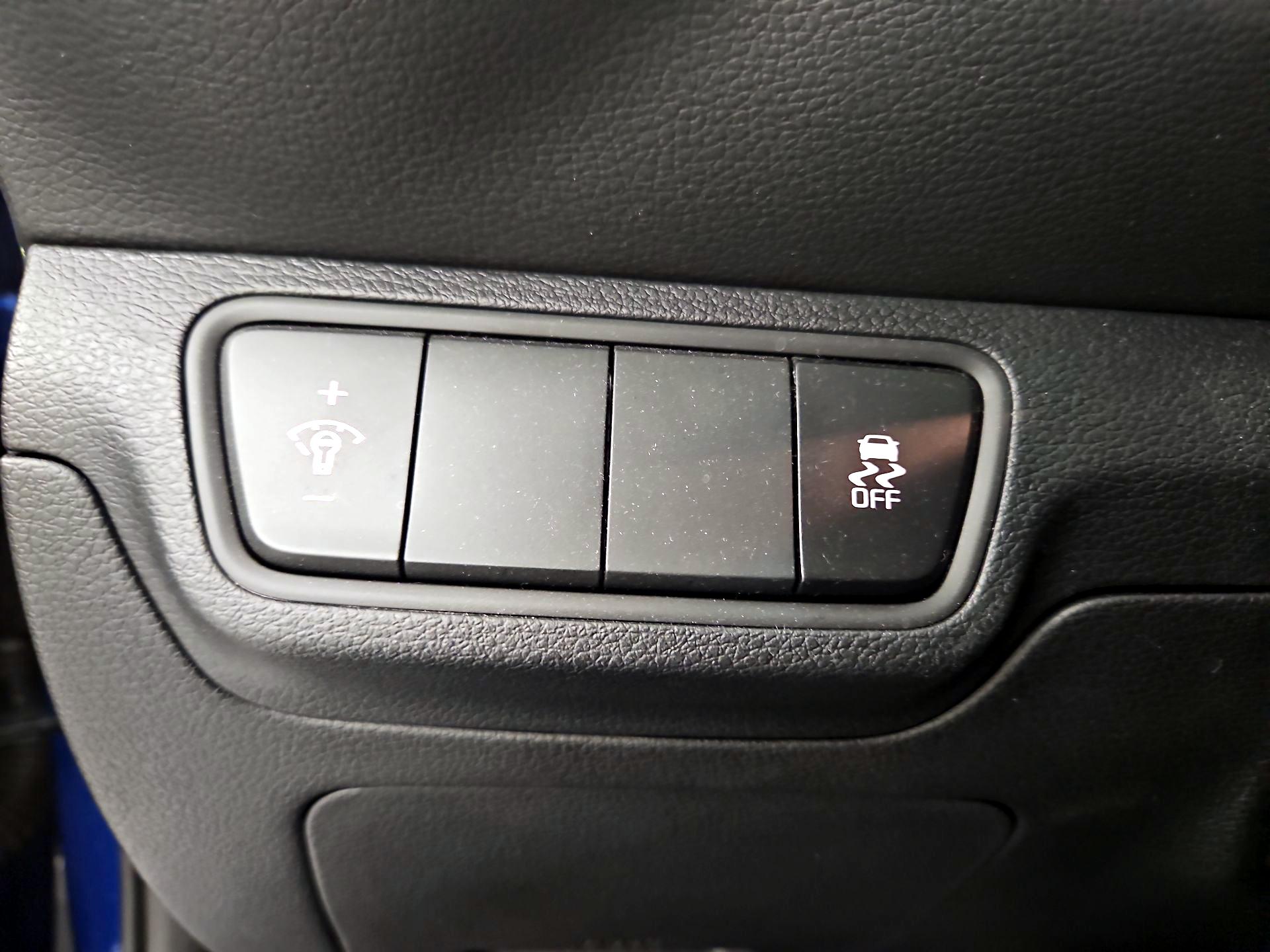 Thumbnail: 2024 Kia Forte - 13