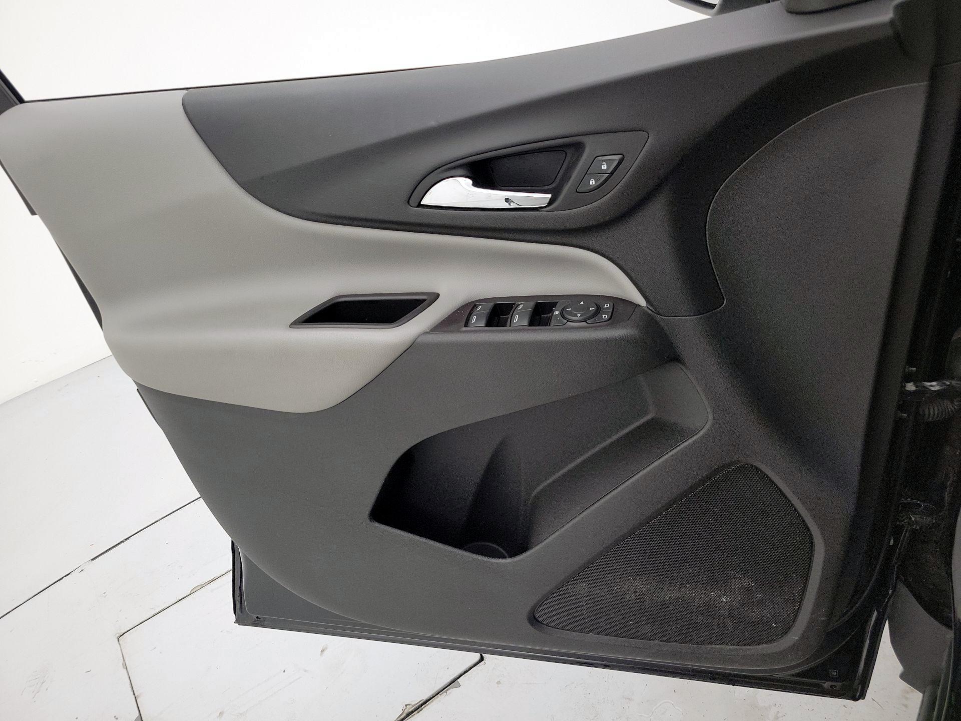 Thumbnail: 2020 Chevrolet Equinox - 12