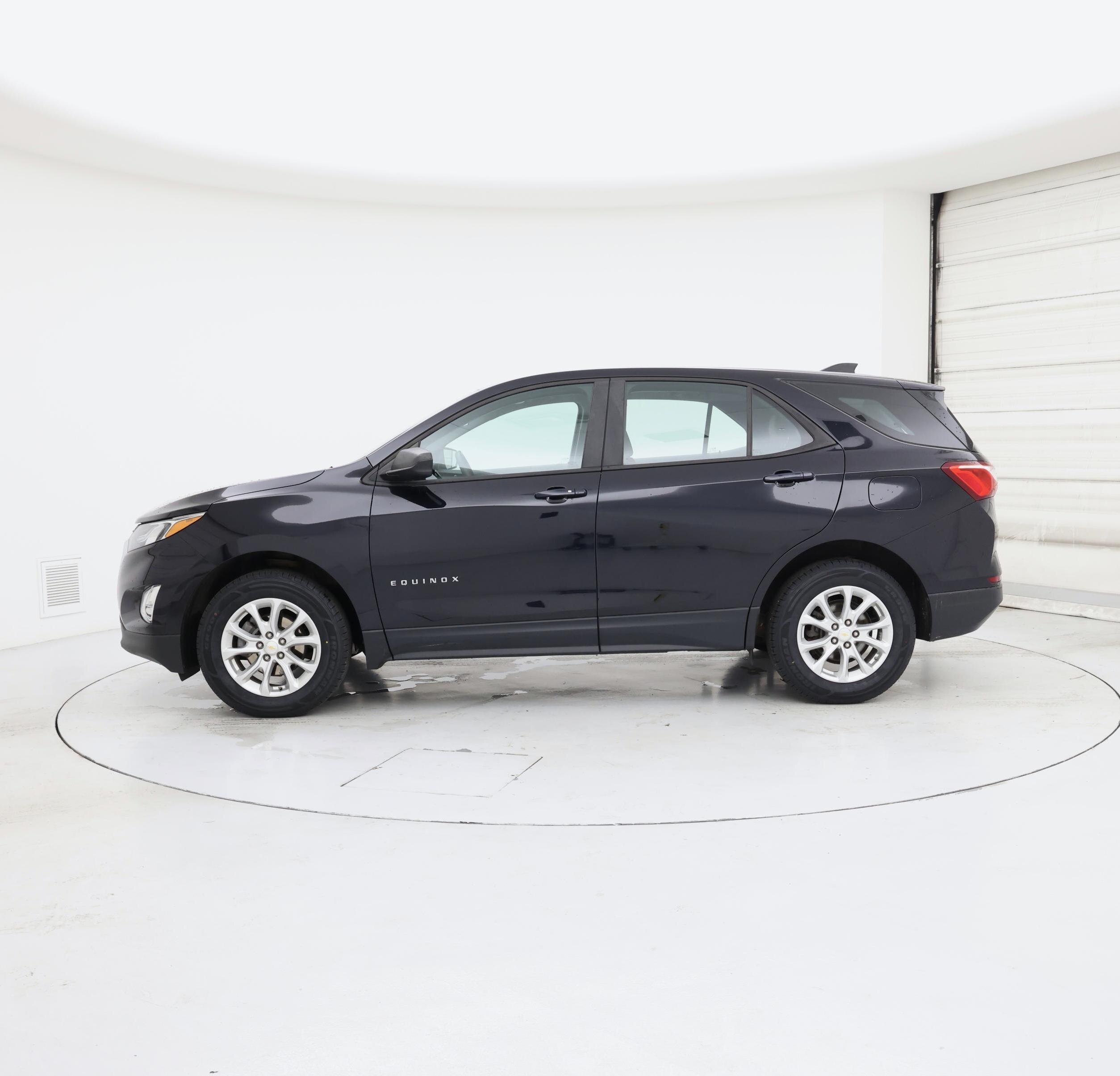 Thumbnail: 2020 Chevrolet Equinox - 3