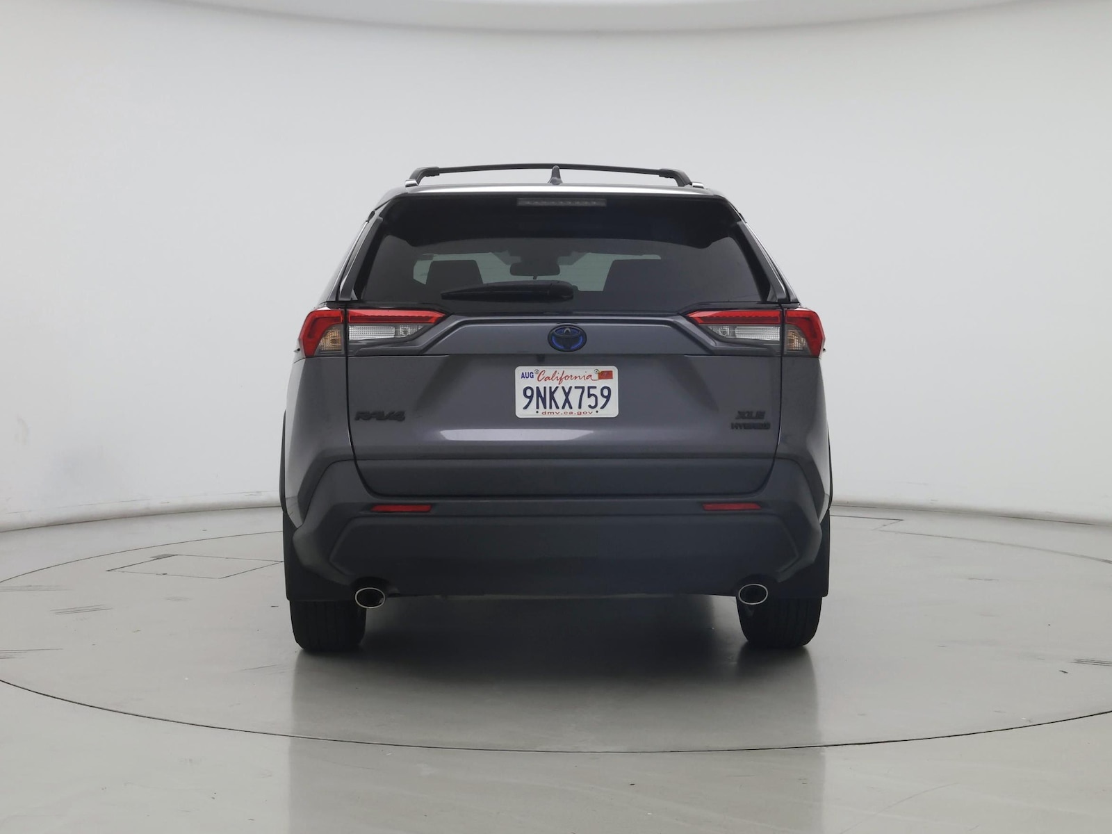 2024 Toyota RAV4 XLE - Photo 7