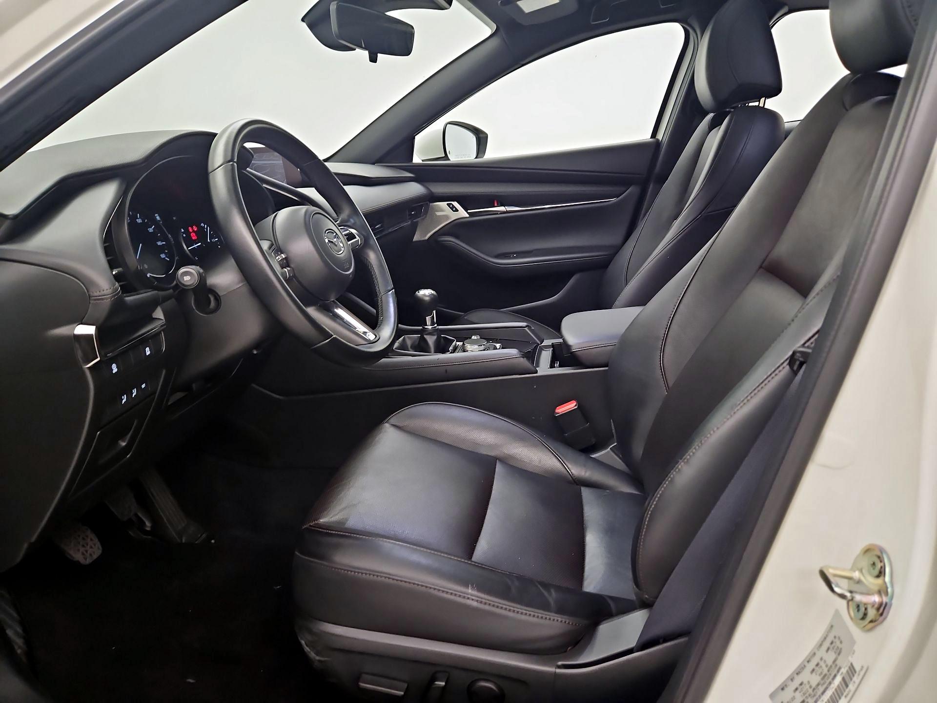 Thumbnail: 2022 Mazda Mazda3 - 11