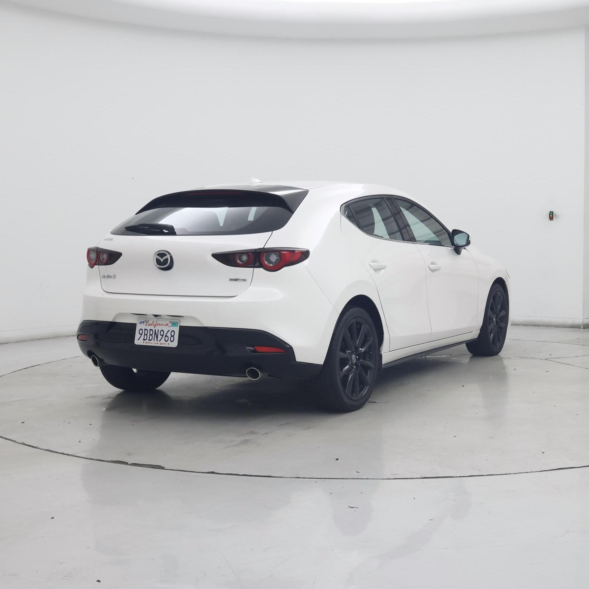 Thumbnail: 2022 Mazda Mazda3 - 8