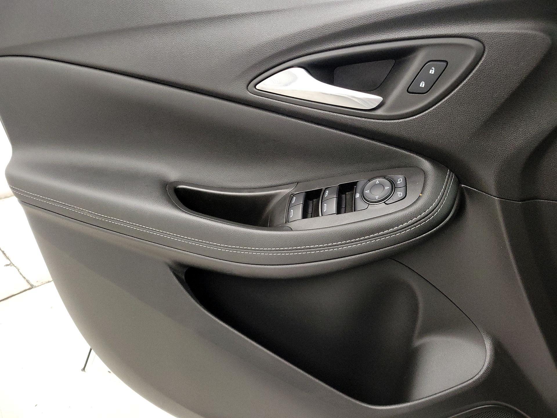 Thumbnail: 2022 Buick Encore GX - 12