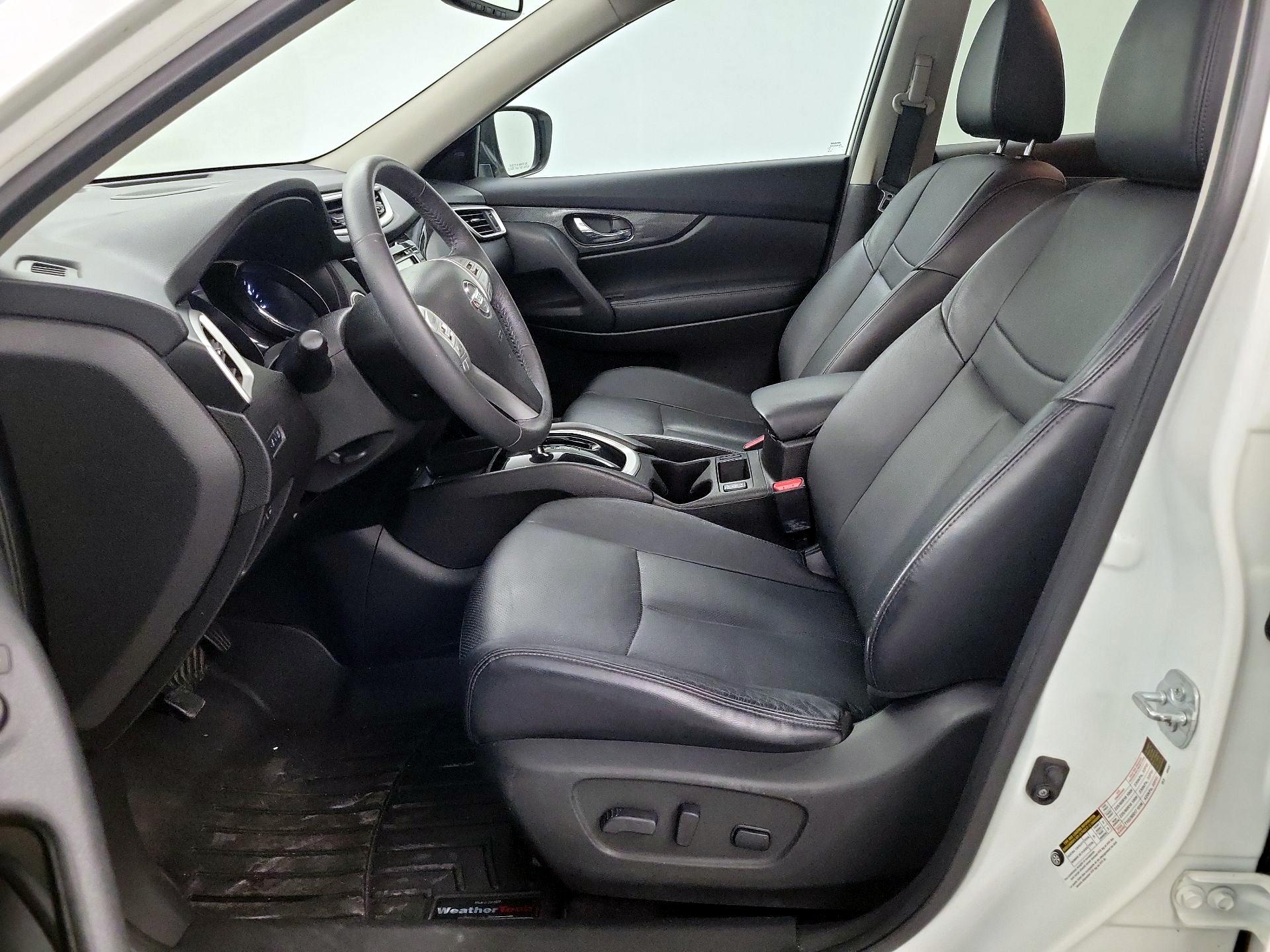 Thumbnail: 2015 Nissan Rogue - 11