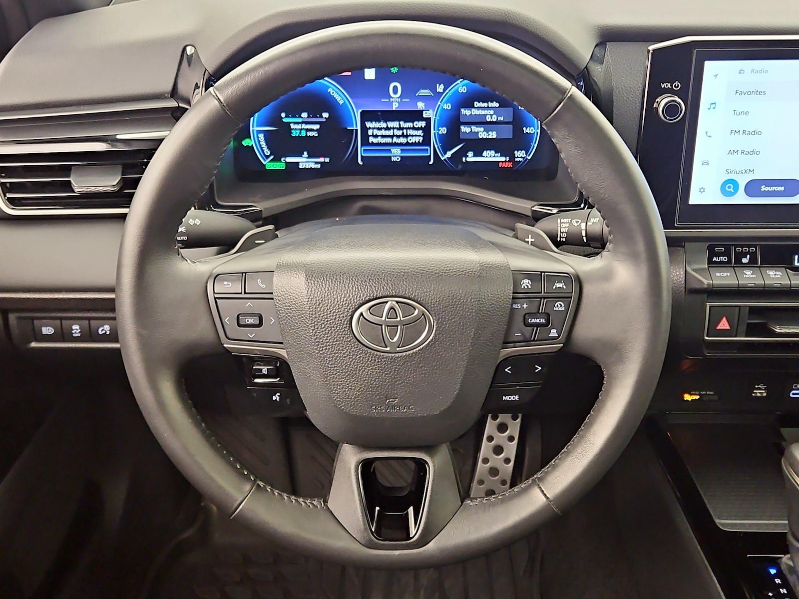 2025 Toyota Camry XSE - Photo 11