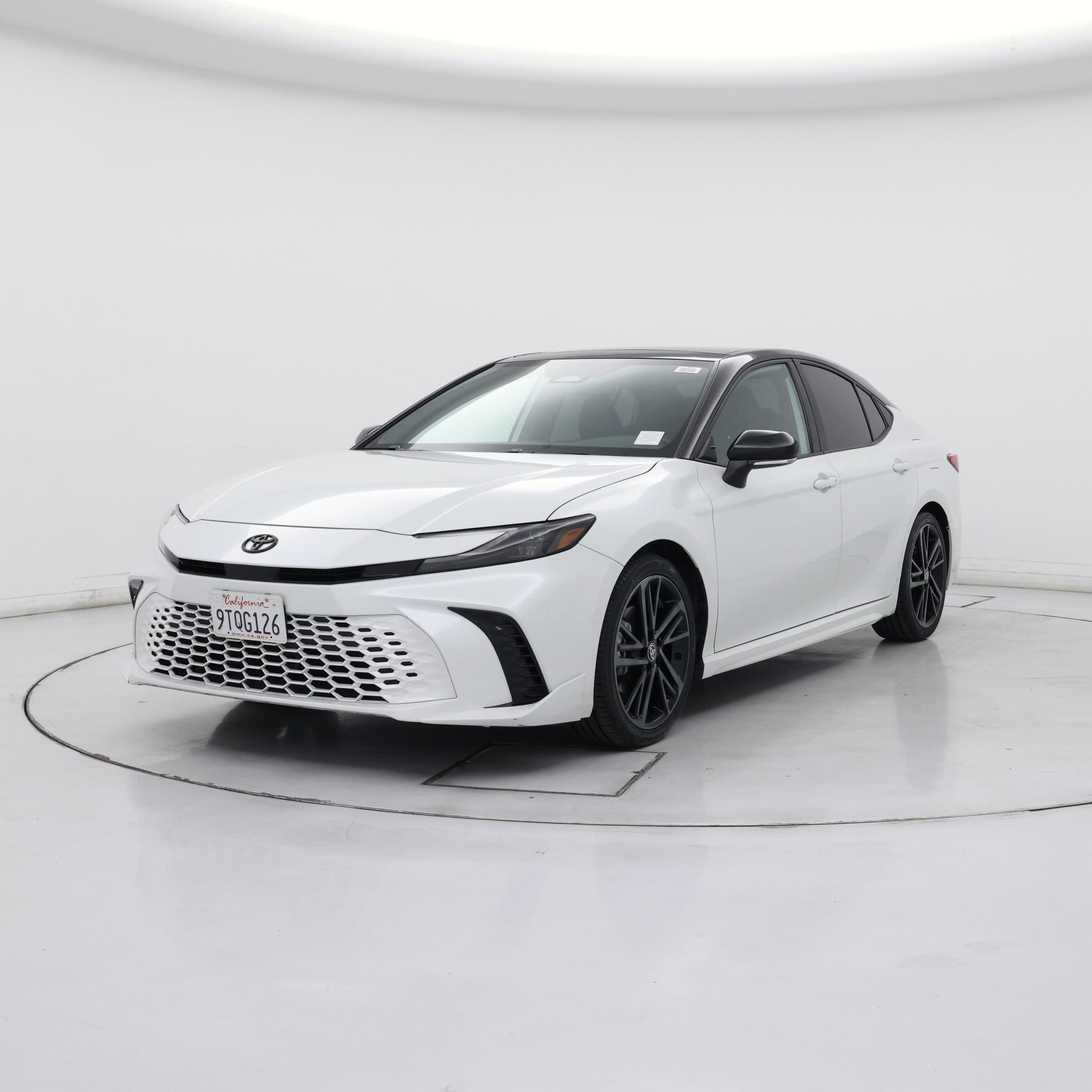 Thumbnail: 2025 Toyota Camry - 4
