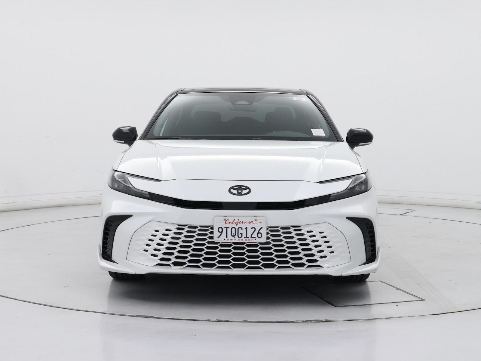 2025 Toyota Camry XSE - Photo 6
