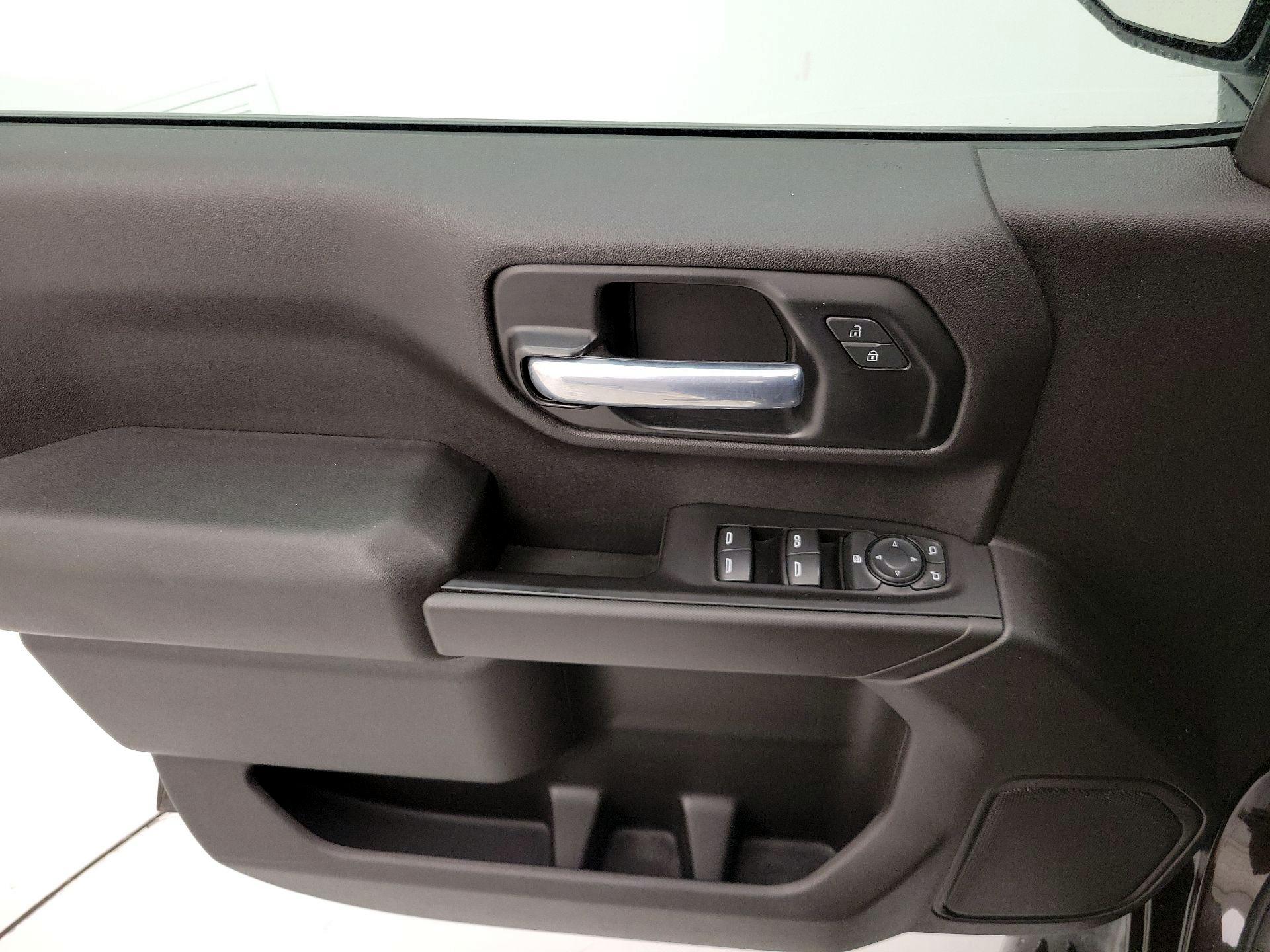 Thumbnail: 2020 Chevrolet Silverado 1500 - 12