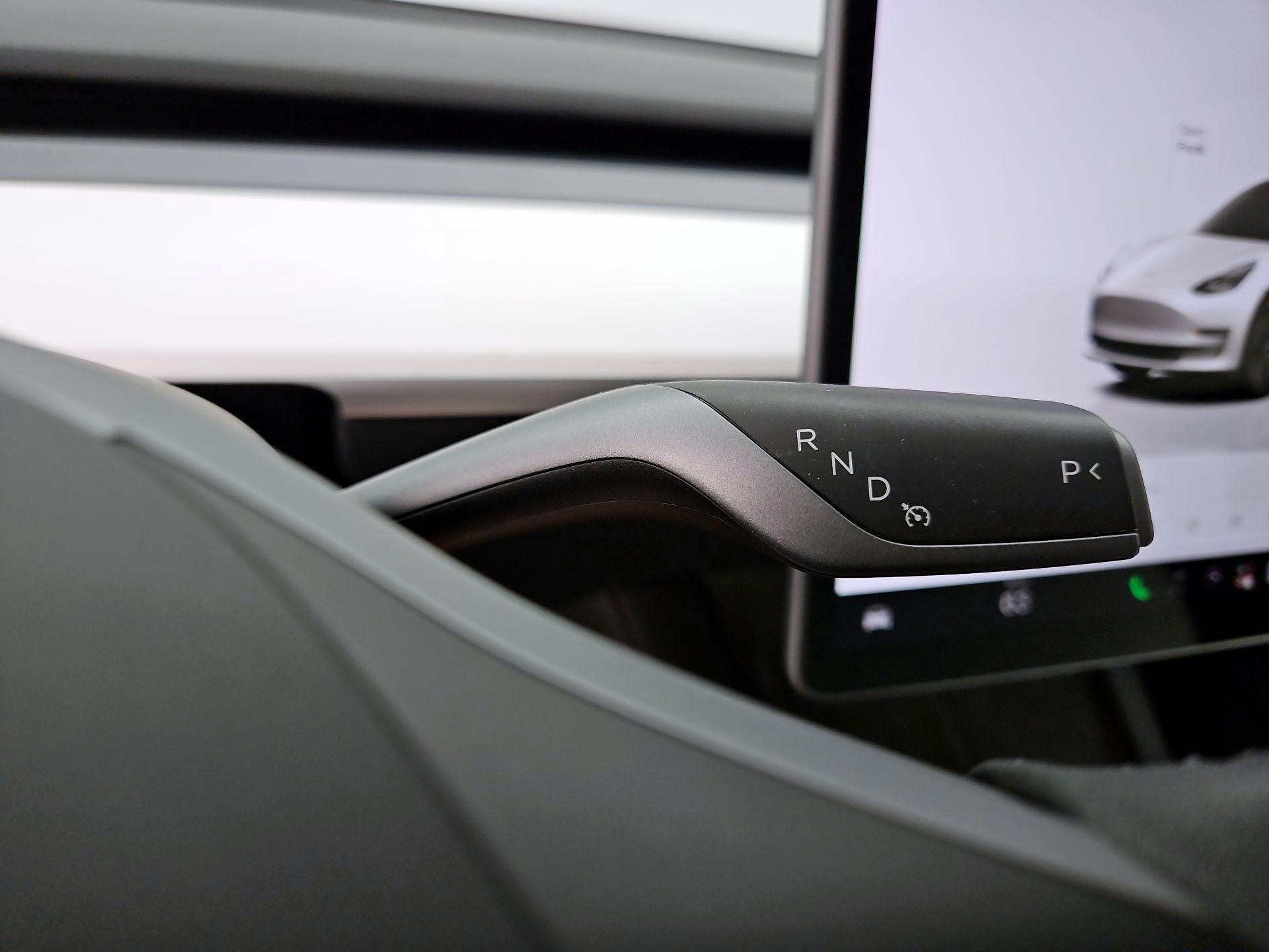 Thumbnail: 2023 Tesla Model 3 - 17