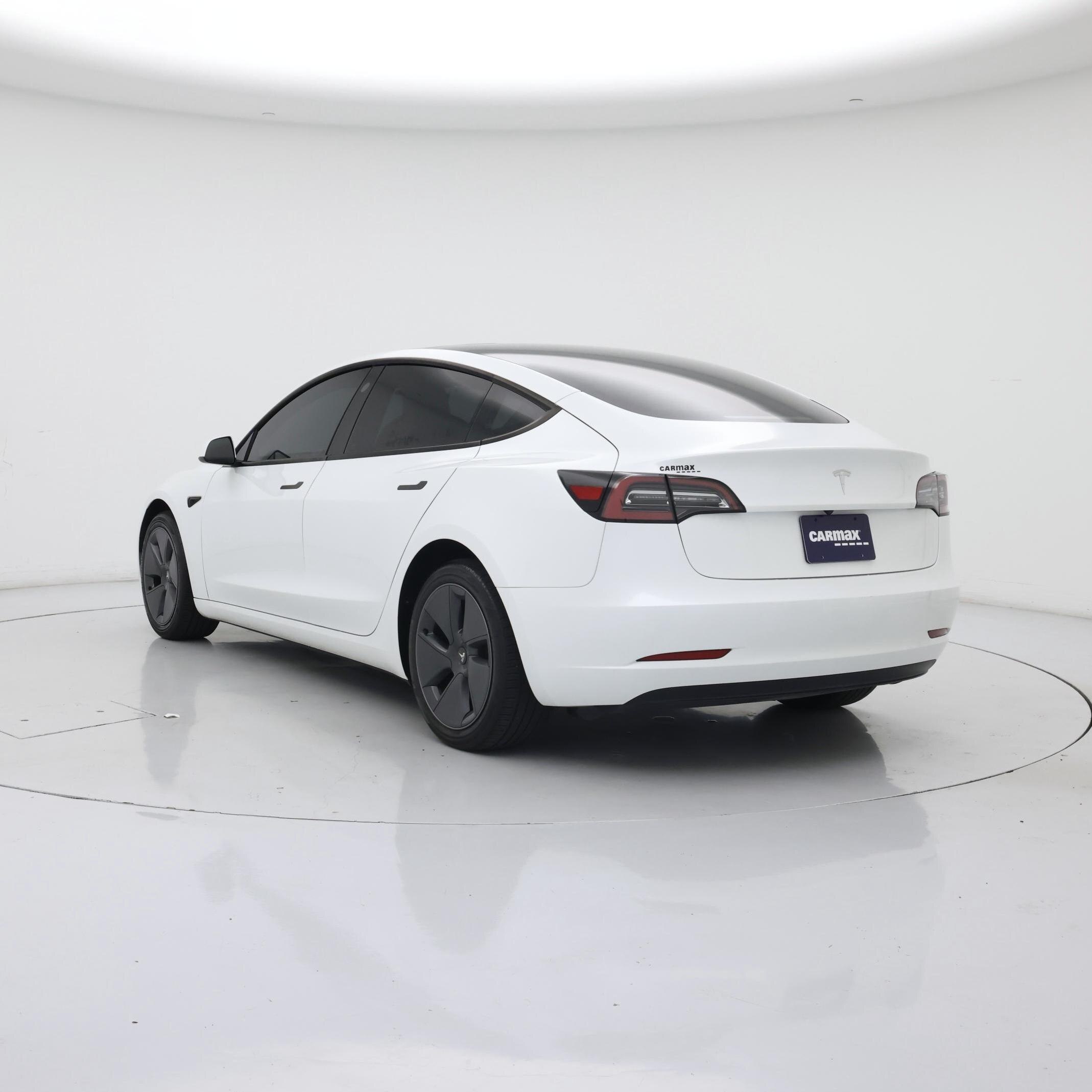 Thumbnail: 2023 Tesla Model 3 - 2